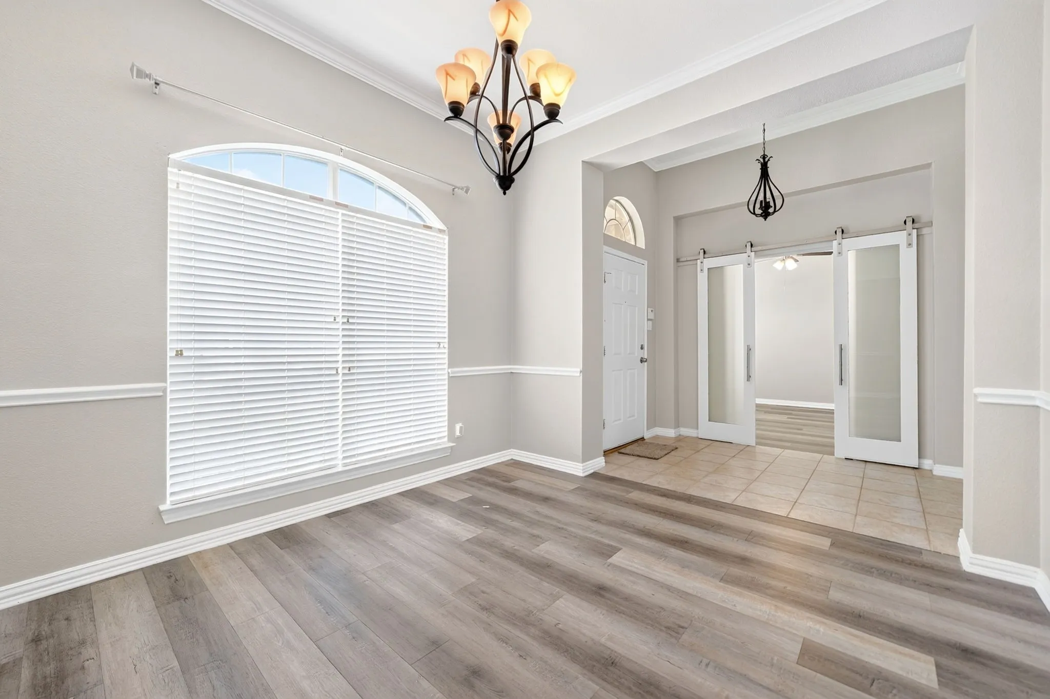 Single Family Residence For Sale in Dallas County , 2713 Planetree Drive, Rowlett, Texas 75089, 4 Bedroom, 2 Bathroom, 2 Garage spaces, 2,323 Sqft, built in 1999, mls#21321147, Real Estate Agent in Rowlett, Homes For Sale in Dallas county, Homes For Sale in Rowlett, Realtor in Rowlett Texas, Real Estate Brokerage Independent Realty Texas, Luminita Cordes Realtor