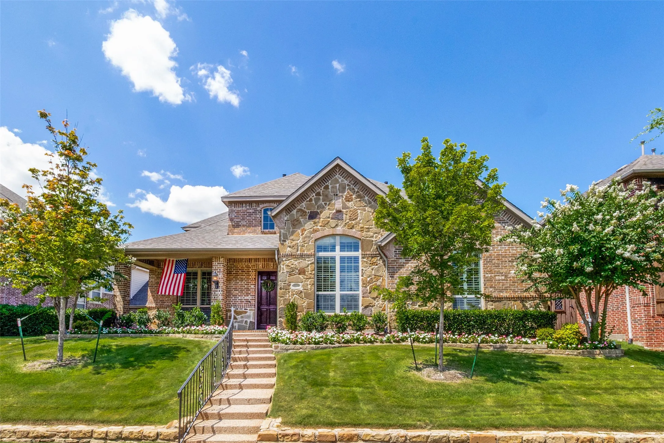 Single Family Residence For Sale in Dallas County , 1110 Kent Brown Road, Garland, Texas 75044, 4 Bedroom, 3 Bathroom, 3 Garage spaces, 3,290 Sqft, built in 2009, mls#21317612, Real Estate Agent in Garland, Homes For Sale in Dallas county, Homes For Sale in Garland, Realtor in Garland Texas, Real Estate Brokerage Independent Realty Texas, Luminita Cordes Realtor