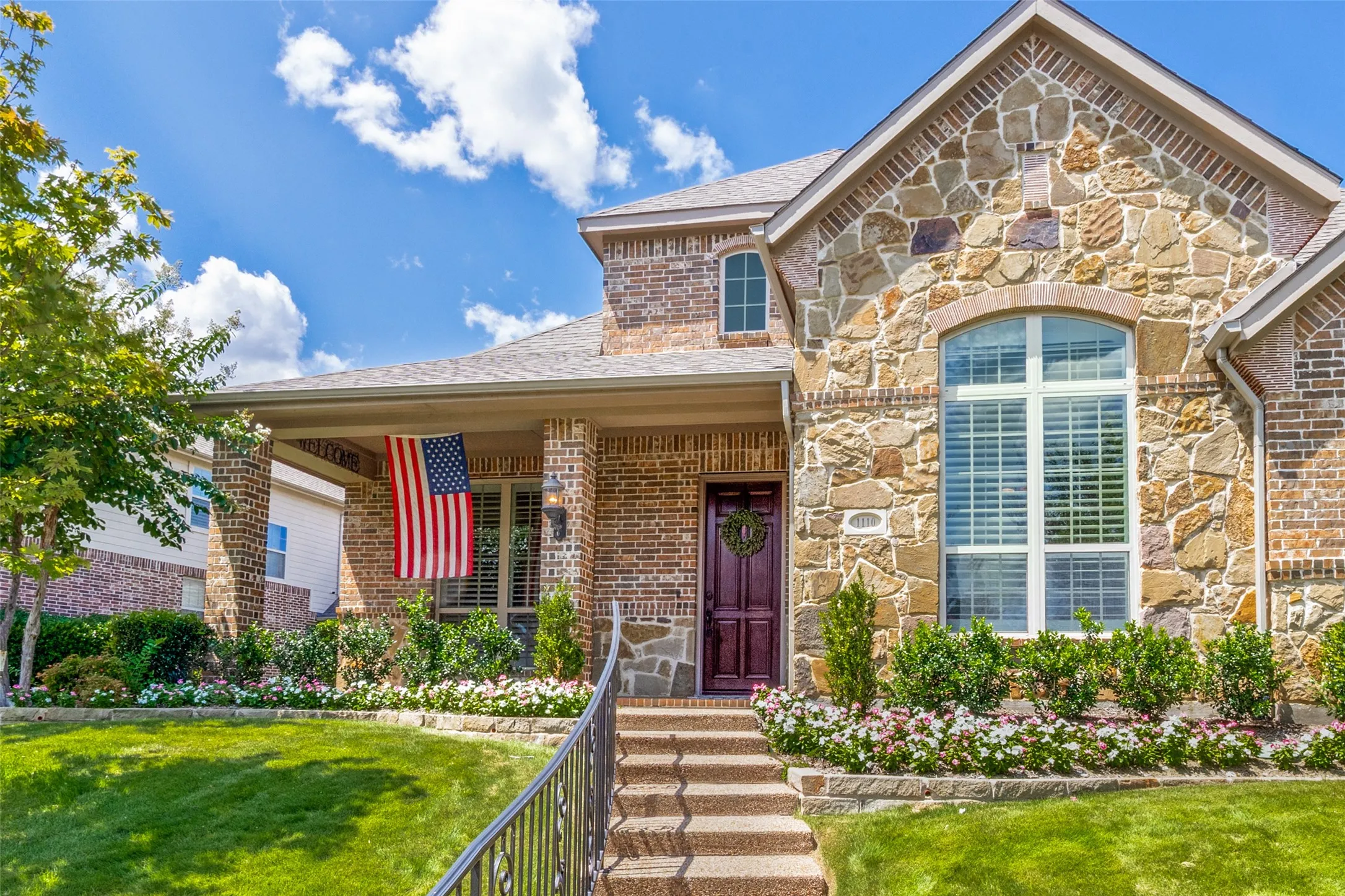 Single Family Residence For Sale in Dallas County , 1110 Kent Brown Road, Garland, Texas 75044, 4 Bedroom, 3 Bathroom, 3 Garage spaces, 3,290 Sqft, built in 2009, mls#21317612, Real Estate Agent in Garland, Homes For Sale in Dallas county, Homes For Sale in Garland, Realtor in Garland Texas, Real Estate Brokerage Independent Realty Texas, Luminita Cordes Realtor