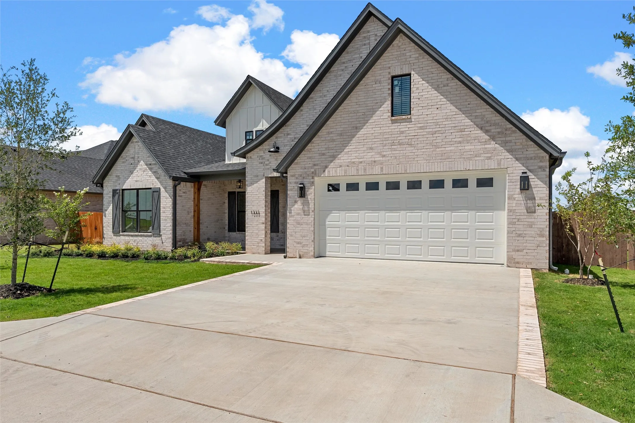 Single Family Residence For Sale in Mc Lennan County , 1333 Tahonta Drive, Hewitt, Texas 76643, 4 Bedroom, 3 Bathroom, 2 Garage spaces, 2,645 Sqft, built in 2026, mls#21320189, Real Estate Agent in Hewitt, Homes For Sale in Mc Lennan county, Homes For Sale in Hewitt, Realtor in Hewitt Texas, Real Estate Brokerage Independent Realty Texas, Luminita Cordes Realtor