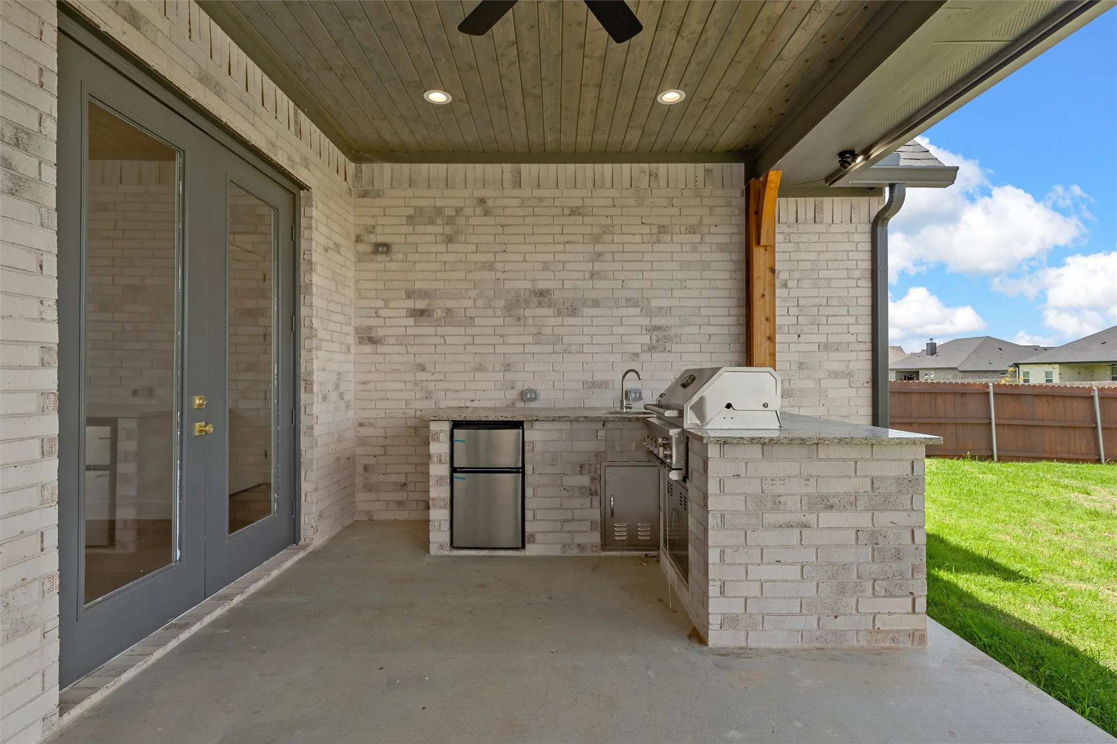 Single Family Residence For Sale in Mc Lennan County , 1333 Tahonta Drive, Hewitt, Texas 76643, 4 Bedroom, 3 Bathroom, 2 Garage spaces, 2,645 Sqft, built in 2026, mls#21320189, Real Estate Agent in Hewitt, Homes For Sale in Mc Lennan county, Homes For Sale in Hewitt, Realtor in Hewitt Texas, Real Estate Brokerage Independent Realty Texas, Luminita Cordes Realtor