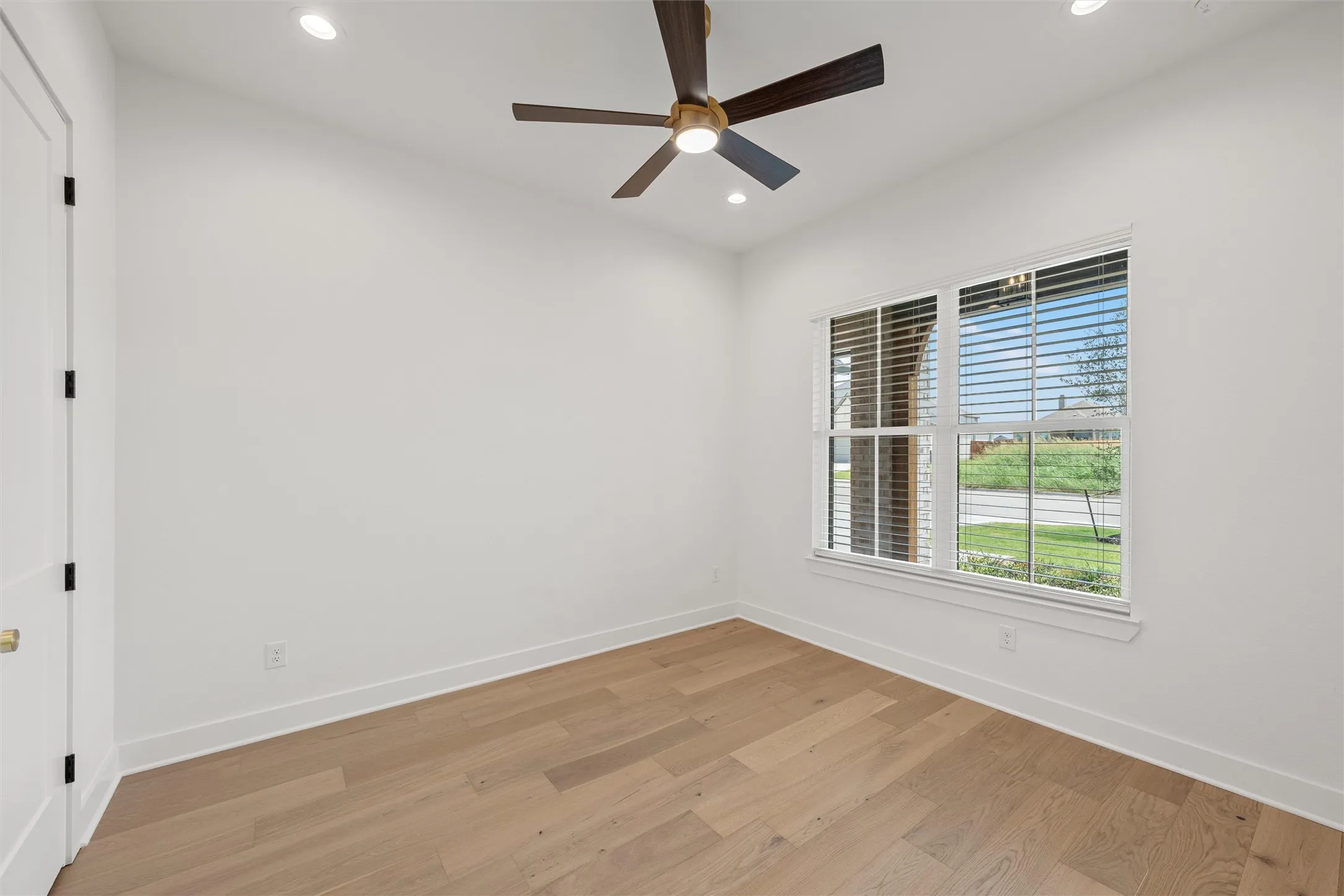Single Family Residence For Sale in Mc Lennan County , 1333 Tahonta Drive, Hewitt, Texas 76643, 4 Bedroom, 3 Bathroom, 2 Garage spaces, 2,645 Sqft, built in 2026, mls#21320189, Real Estate Agent in Hewitt, Homes For Sale in Mc Lennan county, Homes For Sale in Hewitt, Realtor in Hewitt Texas, Real Estate Brokerage Independent Realty Texas, Luminita Cordes Realtor