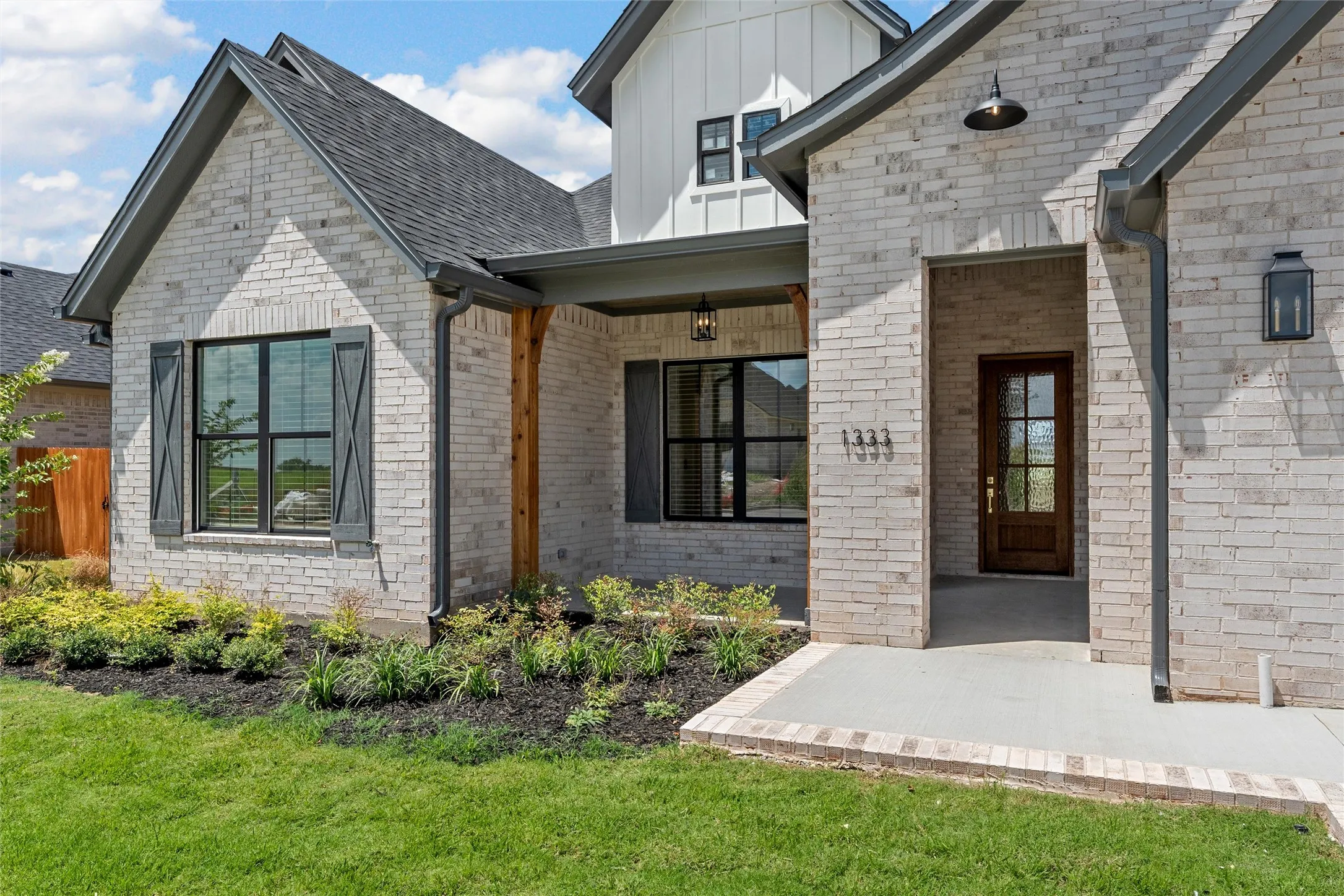 Single Family Residence For Sale in Mc Lennan County , 1333 Tahonta Drive, Hewitt, Texas 76643, 4 Bedroom, 3 Bathroom, 2 Garage spaces, 2,645 Sqft, built in 2026, mls#21320189, Real Estate Agent in Hewitt, Homes For Sale in Mc Lennan county, Homes For Sale in Hewitt, Realtor in Hewitt Texas, Real Estate Brokerage Independent Realty Texas, Luminita Cordes Realtor