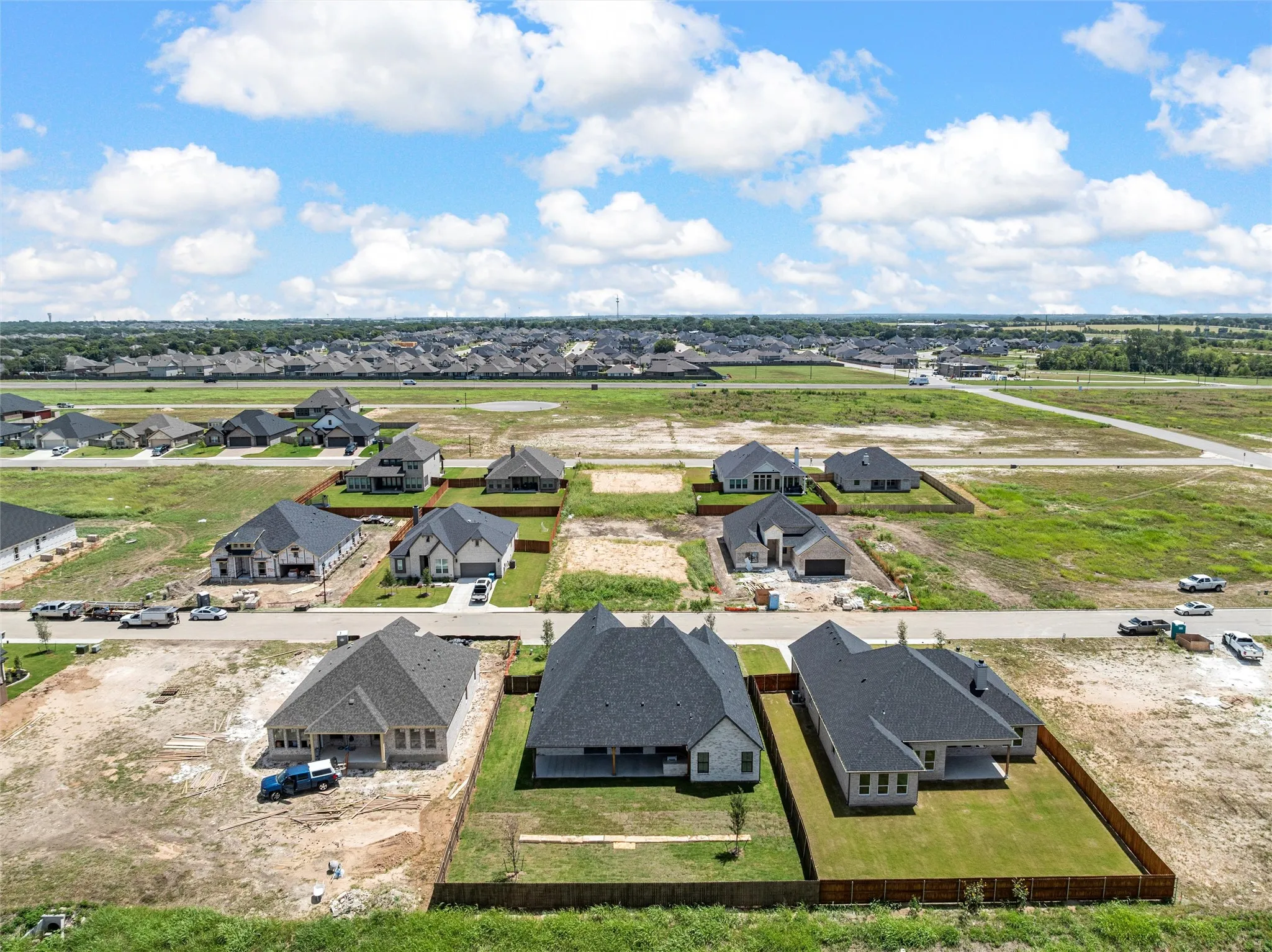 Single Family Residence For Sale in Mc Lennan County , 1333 Tahonta Drive, Hewitt, Texas 76643, 4 Bedroom, 3 Bathroom, 2 Garage spaces, 2,645 Sqft, built in 2026, mls#21320189, Real Estate Agent in Hewitt, Homes For Sale in Mc Lennan county, Homes For Sale in Hewitt, Realtor in Hewitt Texas, Real Estate Brokerage Independent Realty Texas, Luminita Cordes Realtor