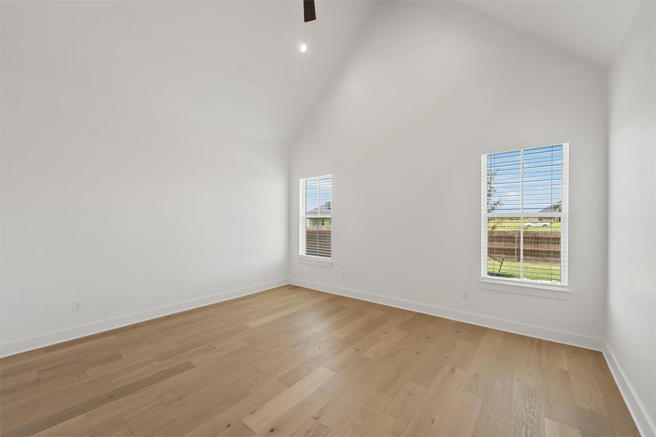 Single Family Residence For Sale in Mc Lennan County , 1333 Tahonta Drive, Hewitt, Texas 76643, 4 Bedroom, 3 Bathroom, 2 Garage spaces, 2,645 Sqft, built in 2026, mls#21320189, Real Estate Agent in Hewitt, Homes For Sale in Mc Lennan county, Homes For Sale in Hewitt, Realtor in Hewitt Texas, Real Estate Brokerage Independent Realty Texas, Luminita Cordes Realtor