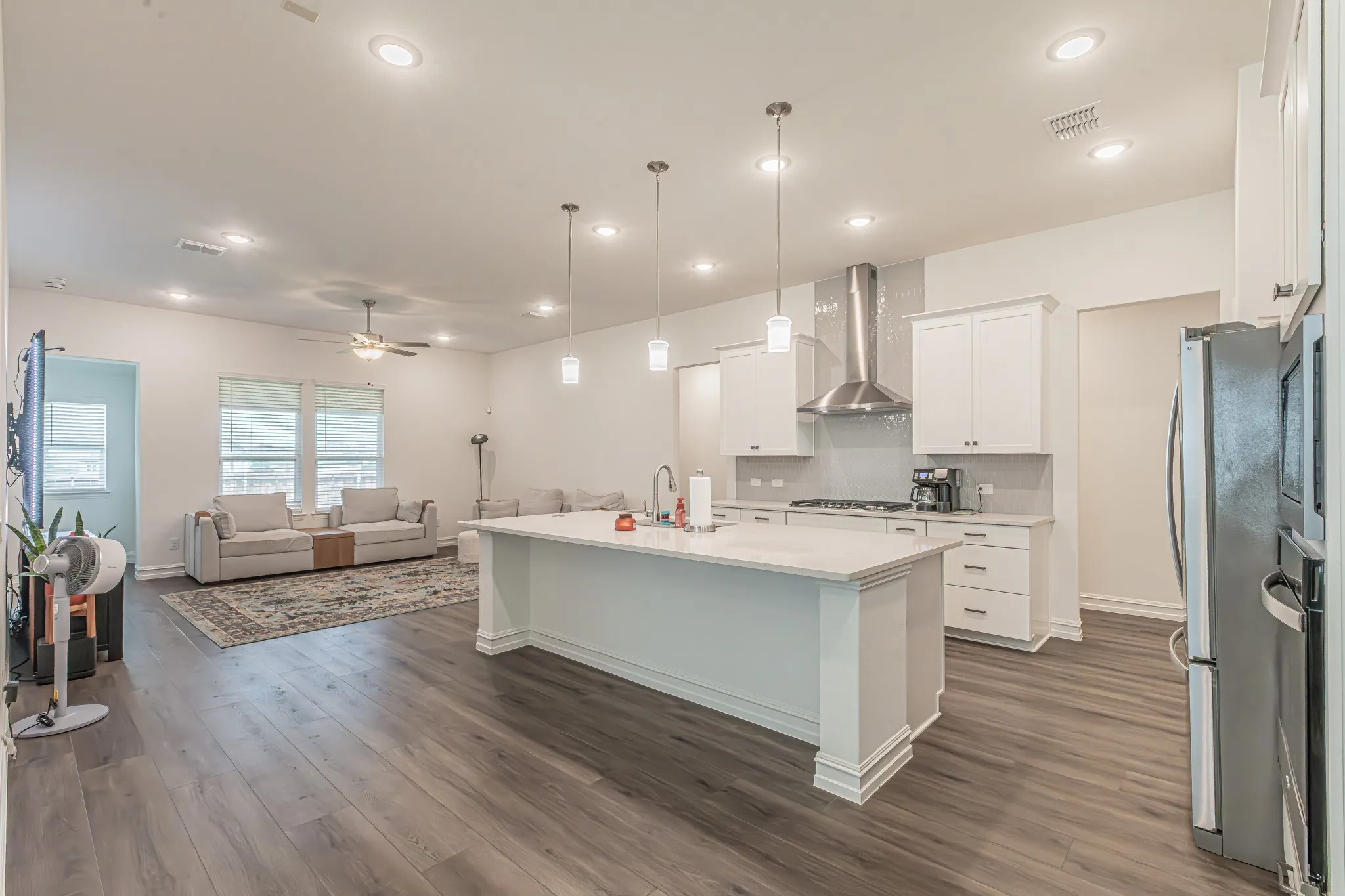 Single Family Residence For Sale in Ellis County , 4313 Knight Street, Midlothian, Texas 76065, 4 Bedroom, 3 Bathroom, 2 Garage spaces, 2,495 Sqft, built in 2024, mls#21324314, Real Estate Agent in Midlothian, Homes For Sale in Ellis county, Homes For Sale in Midlothian, Realtor in Midlothian Texas, Real Estate Brokerage Independent Realty Texas, Luminita Cordes Realtor