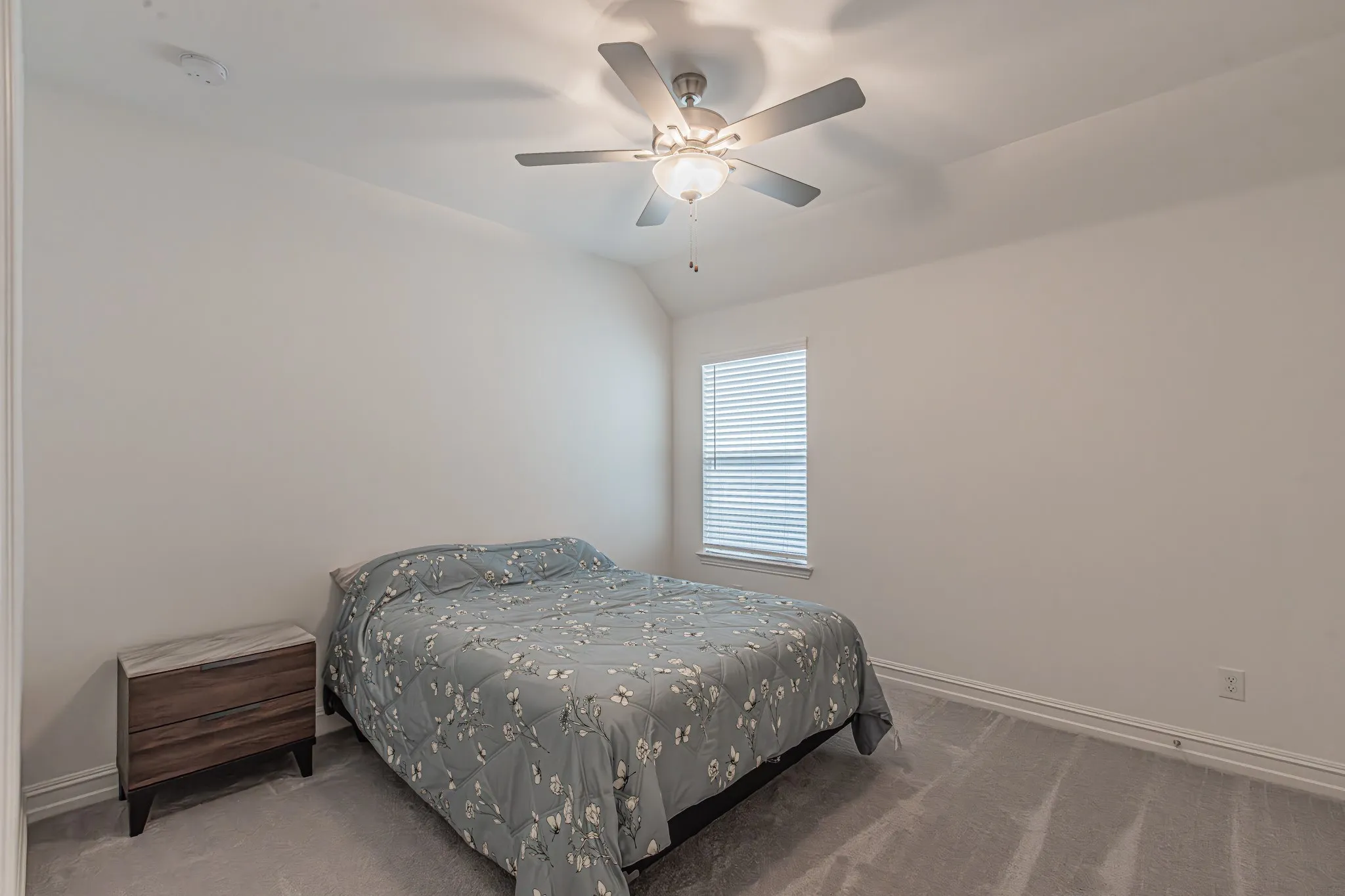 Single Family Residence For Sale in Ellis County , 4313 Knight Street, Midlothian, Texas 76065, 4 Bedroom, 3 Bathroom, 2 Garage spaces, 2,495 Sqft, built in 2024, mls#21324314, Real Estate Agent in Midlothian, Homes For Sale in Ellis county, Homes For Sale in Midlothian, Realtor in Midlothian Texas, Real Estate Brokerage Independent Realty Texas, Luminita Cordes Realtor