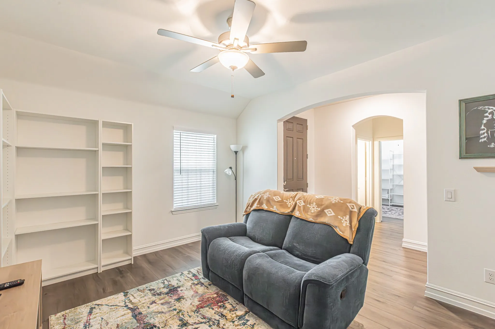 Single Family Residence For Sale in Ellis County , 4313 Knight Street, Midlothian, Texas 76065, 4 Bedroom, 3 Bathroom, 2 Garage spaces, 2,495 Sqft, built in 2024, mls#21324314, Real Estate Agent in Midlothian, Homes For Sale in Ellis county, Homes For Sale in Midlothian, Realtor in Midlothian Texas, Real Estate Brokerage Independent Realty Texas, Luminita Cordes Realtor