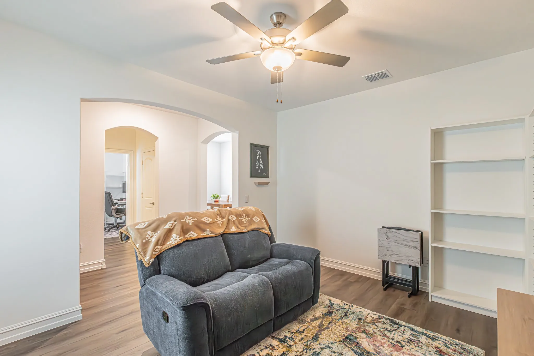 Single Family Residence For Sale in Ellis County , 4313 Knight Street, Midlothian, Texas 76065, 4 Bedroom, 3 Bathroom, 2 Garage spaces, 2,495 Sqft, built in 2024, mls#21324314, Real Estate Agent in Midlothian, Homes For Sale in Ellis county, Homes For Sale in Midlothian, Realtor in Midlothian Texas, Real Estate Brokerage Independent Realty Texas, Luminita Cordes Realtor