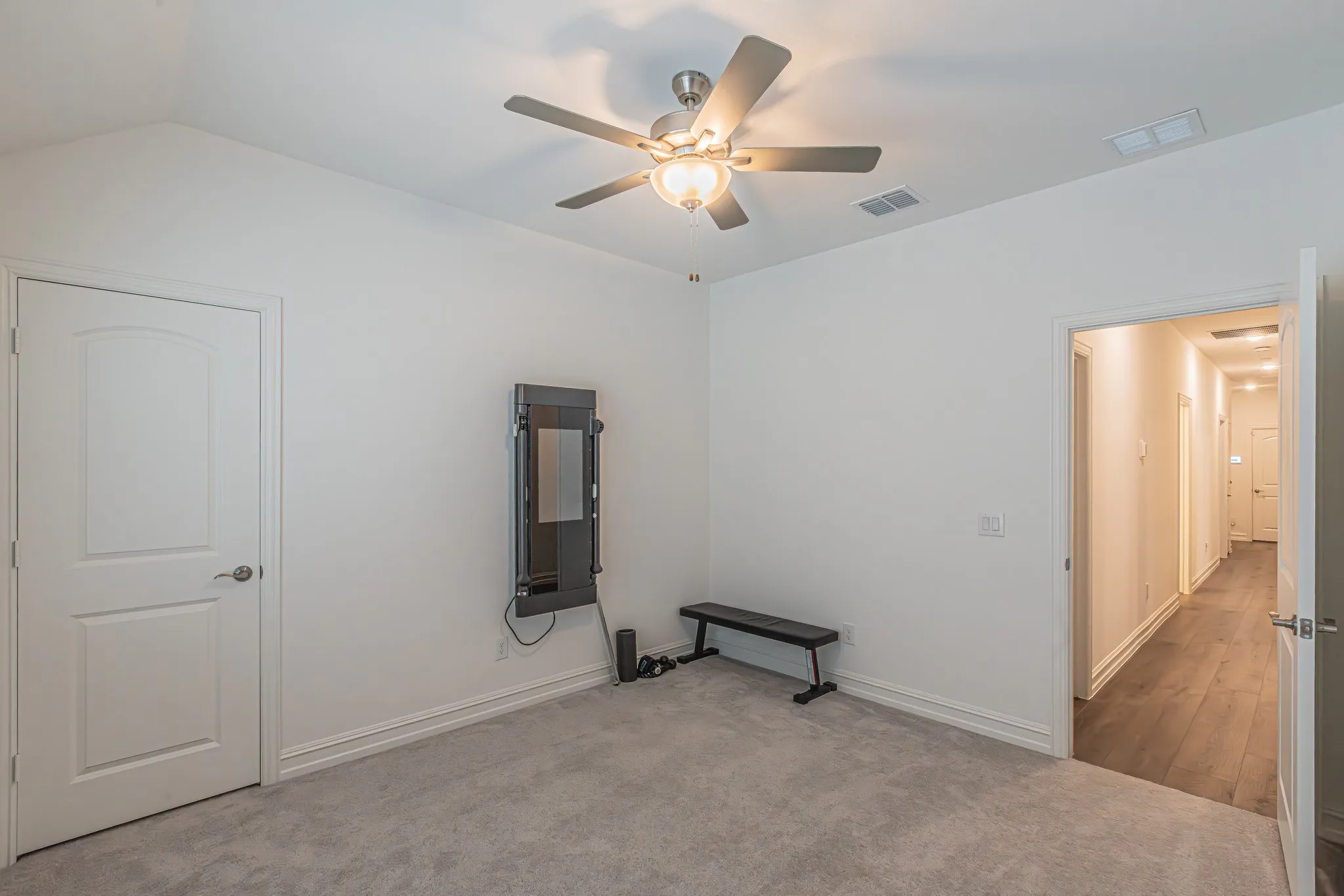 Single Family Residence For Sale in Ellis County , 4313 Knight Street, Midlothian, Texas 76065, 4 Bedroom, 3 Bathroom, 2 Garage spaces, 2,495 Sqft, built in 2024, mls#21324314, Real Estate Agent in Midlothian, Homes For Sale in Ellis county, Homes For Sale in Midlothian, Realtor in Midlothian Texas, Real Estate Brokerage Independent Realty Texas, Luminita Cordes Realtor