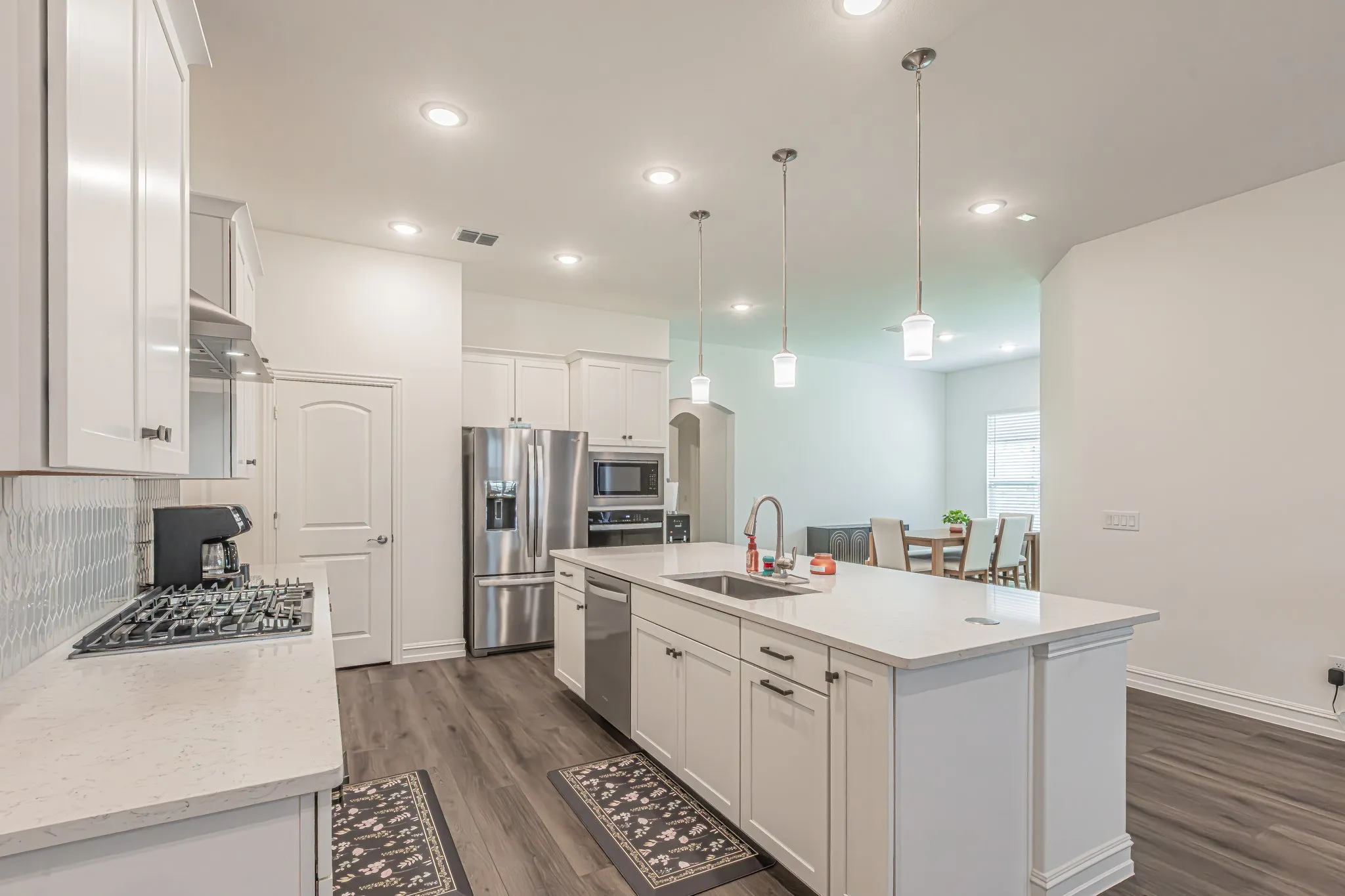 Single Family Residence For Sale in Ellis County , 4313 Knight Street, Midlothian, Texas 76065, 4 Bedroom, 3 Bathroom, 2 Garage spaces, 2,495 Sqft, built in 2024, mls#21324314, Real Estate Agent in Midlothian, Homes For Sale in Ellis county, Homes For Sale in Midlothian, Realtor in Midlothian Texas, Real Estate Brokerage Independent Realty Texas, Luminita Cordes Realtor
