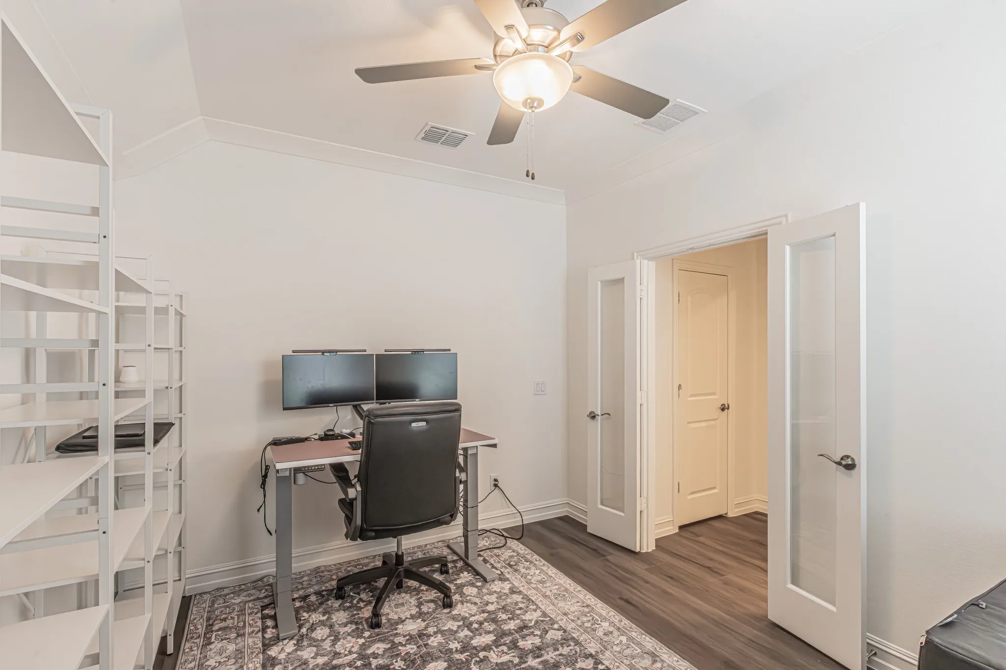 Single Family Residence For Sale in Ellis County , 4313 Knight Street, Midlothian, Texas 76065, 4 Bedroom, 3 Bathroom, 2 Garage spaces, 2,495 Sqft, built in 2024, mls#21324314, Real Estate Agent in Midlothian, Homes For Sale in Ellis county, Homes For Sale in Midlothian, Realtor in Midlothian Texas, Real Estate Brokerage Independent Realty Texas, Luminita Cordes Realtor