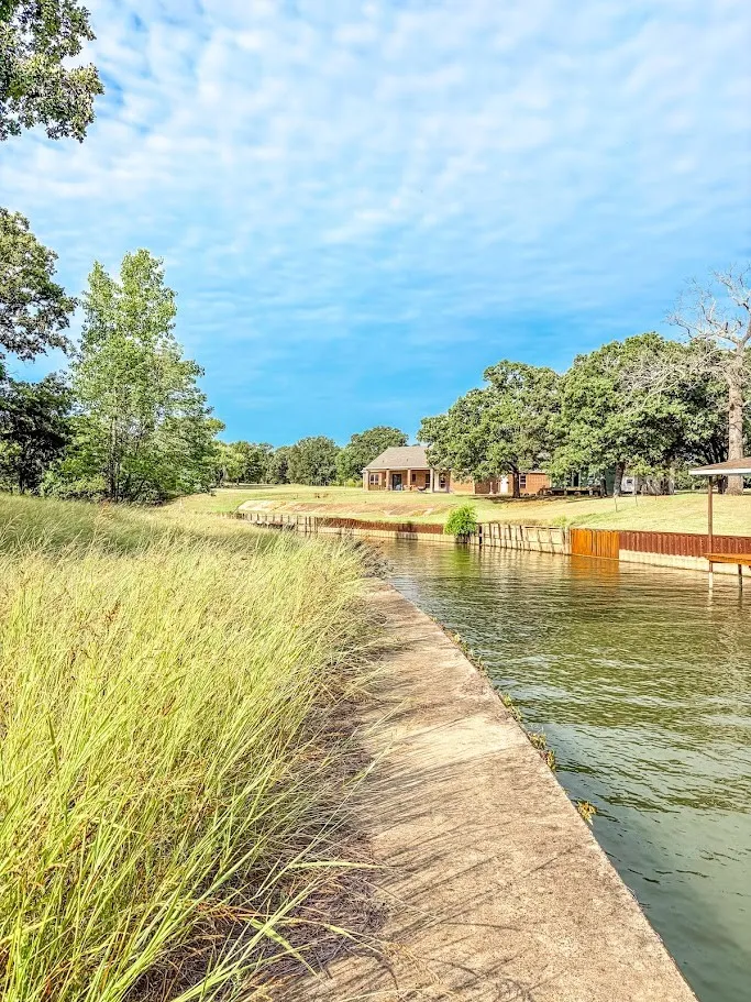 Unimproved Land For Sale in Navarro County , 14216 Clark Drive, Streetman, Texas 75859, 0, 0, Garage spaces, 0 Sqft, built in 0, Price $85,000, mls#21324594, Real Estate Agent in Streetman, Homes For Sale in Navarro county, Homes For Sale in Streetman, Realtor in Streetman Texas, Real Estate Brokerage Independent Realty Texas, Luminita Cordes Realtor