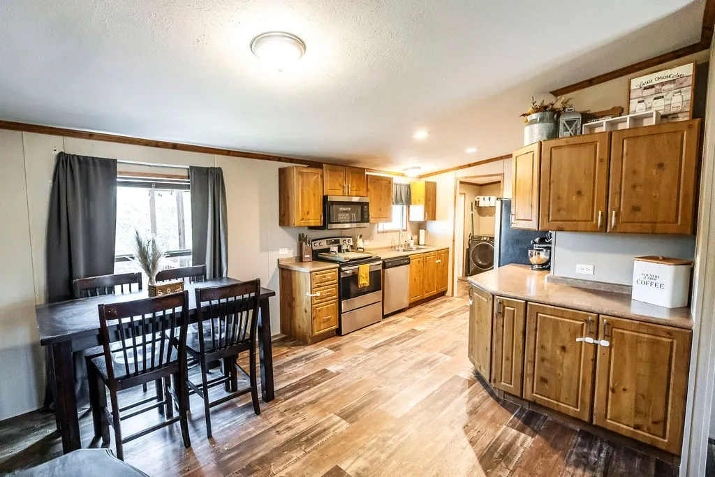 Mobile Home For Sale in Montague County , 18 Pawnee Trail, Nocona, Texas 76255, 3 Bedrooms, 2 Bathrooms, Garage spaces, 1,408 Sqft, built in 2021, Price $205,000, mls#21324599, Real Estate Agent in Nocona, Homes For Sale in Montague county, Homes For Sale in Nocona, Realtor in Nocona Texas, Real Estate Brokerage Independent Realty Texas, Luminita Cordes Realtor