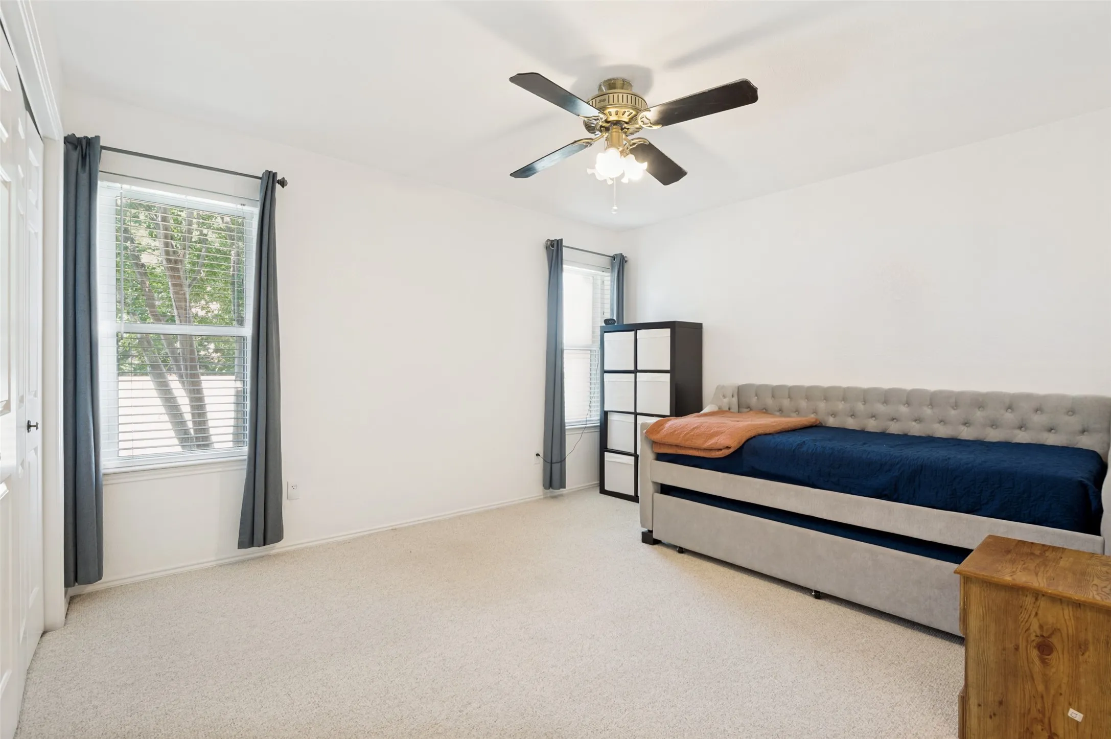Single Family Residence For Sale in Denton County , 2711 Van Gogh Place, Dallas, Texas 75287, 3 Bedroom, 3 Bathroom, 2 Garage spaces, 1,757 Sqft, built in 1984, Price $375,000, mls#21323638, Real Estate Agent in Dallas, Homes For Sale in Denton county, Homes For Sale in Dallas, Realtor in Dallas Texas, Real Estate Brokerage Independent Realty Texas, Luminita Cordes Realtor