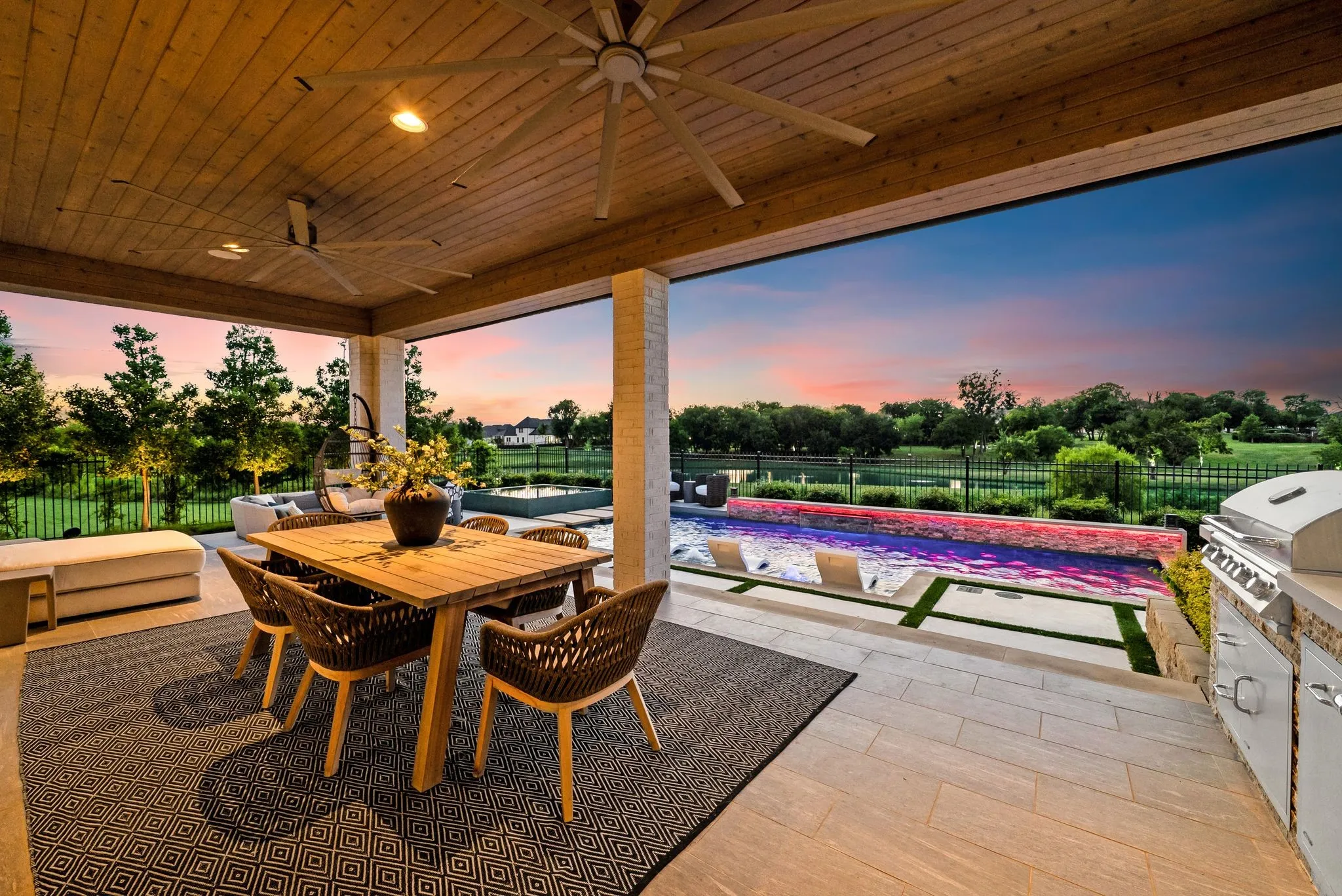 Single Family Residence For Sale in Denton County , 4510 Mill Branch Drive, Prosper, Texas 75078, 4 Bedroom, 4 Bathroom, 3 Garage spaces, 3,512 Sqft, built in 2018, mls#21312205, Real Estate Agent in Prosper, Homes For Sale in Denton county, Homes For Sale in Prosper, Realtor in Prosper Texas, Real Estate Brokerage Independent Realty Texas, Luminita Cordes Realtor