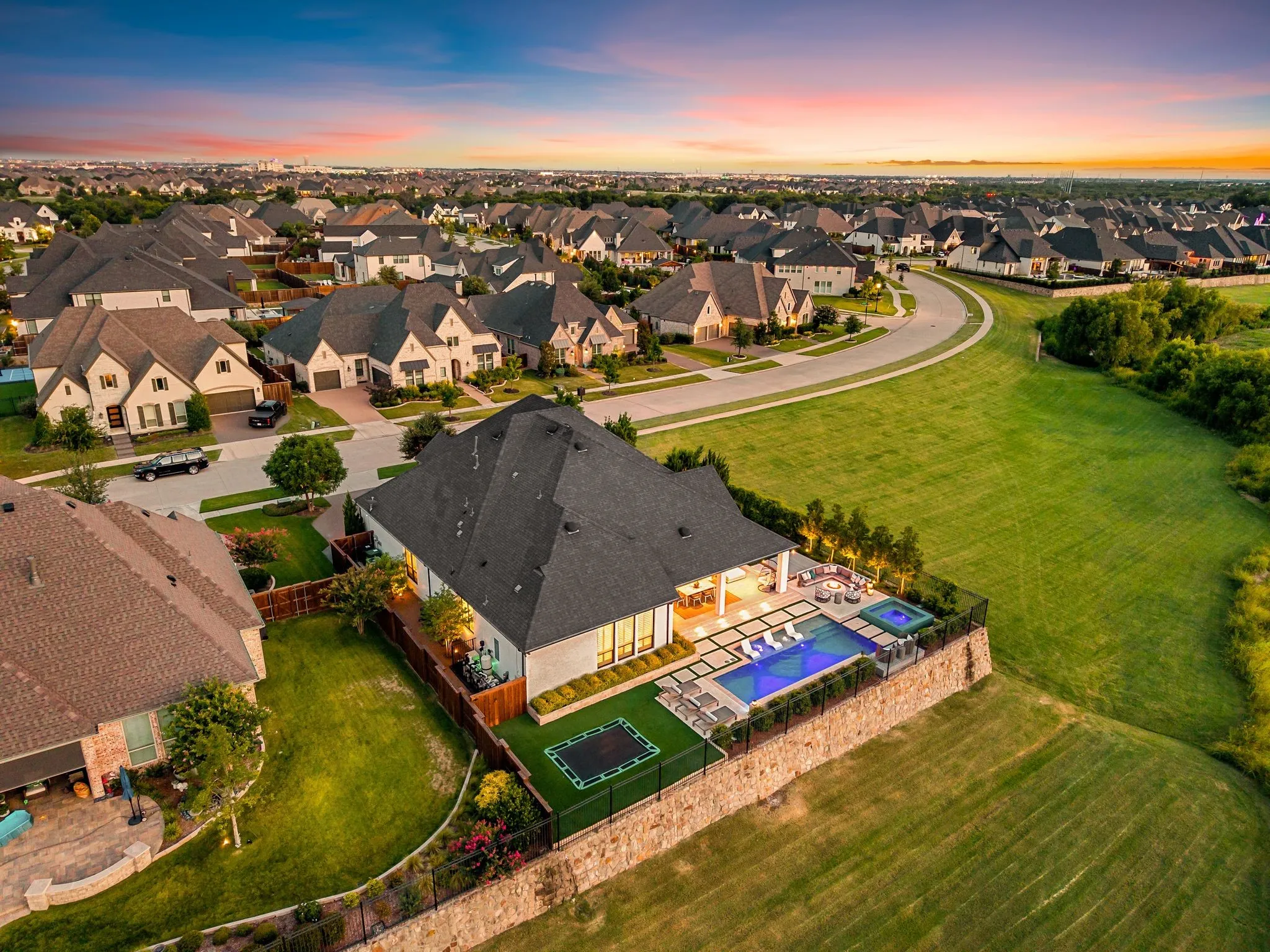 Single Family Residence For Sale in Denton County , 4510 Mill Branch Drive, Prosper, Texas 75078, 4 Bedroom, 4 Bathroom, 3 Garage spaces, 3,512 Sqft, built in 2018, mls#21312205, Real Estate Agent in Prosper, Homes For Sale in Denton county, Homes For Sale in Prosper, Realtor in Prosper Texas, Real Estate Brokerage Independent Realty Texas, Luminita Cordes Realtor