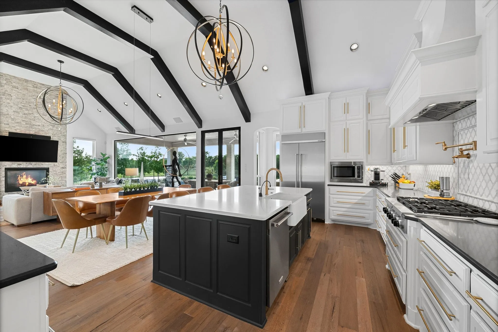 Single Family Residence For Sale in Denton County , 4510 Mill Branch Drive, Prosper, Texas 75078, 4 Bedroom, 4 Bathroom, 3 Garage spaces, 3,512 Sqft, built in 2018, mls#21312205, Real Estate Agent in Prosper, Homes For Sale in Denton county, Homes For Sale in Prosper, Realtor in Prosper Texas, Real Estate Brokerage Independent Realty Texas, Luminita Cordes Realtor