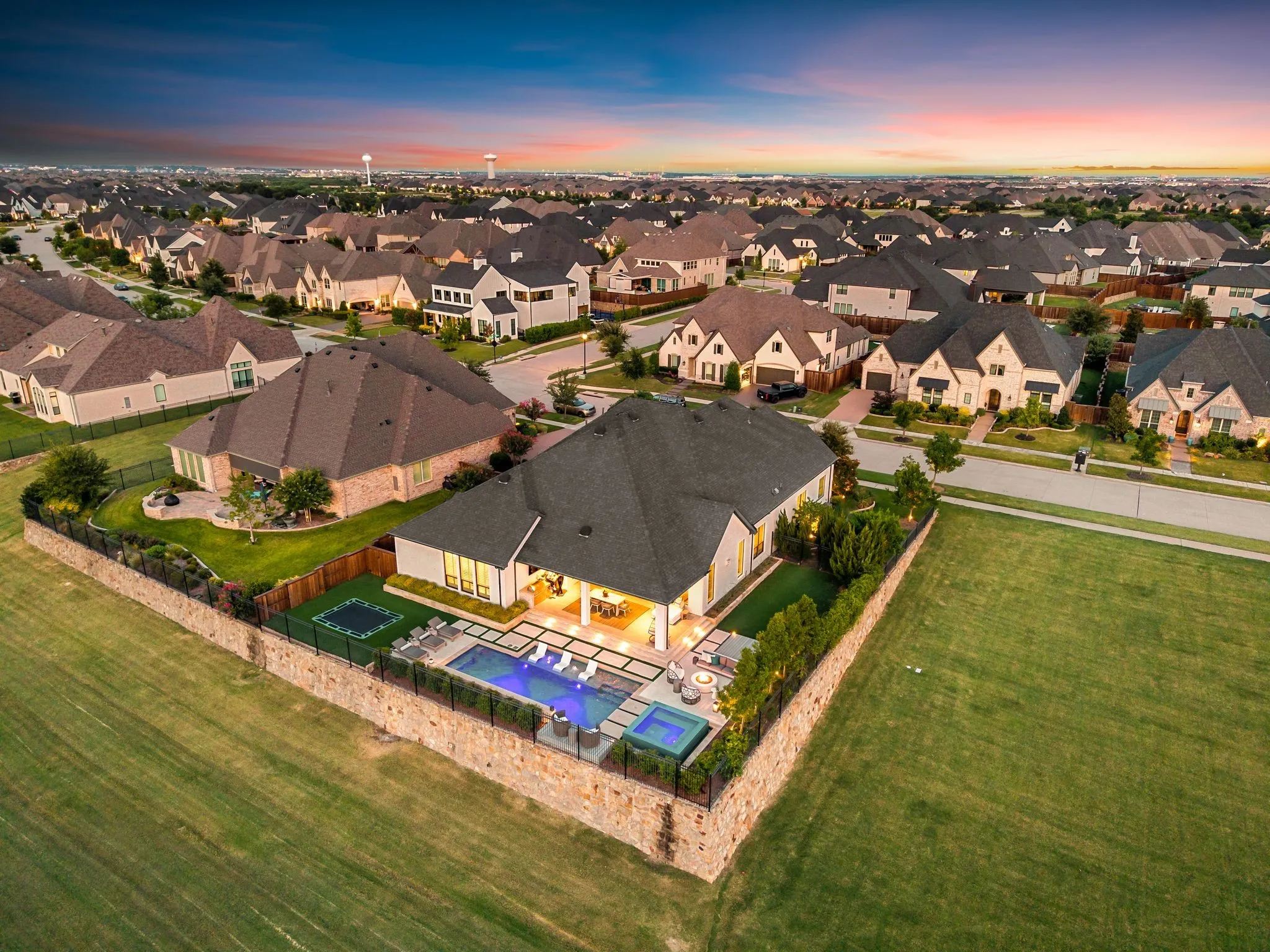 Single Family Residence For Sale in Denton County , 4510 Mill Branch Drive, Prosper, Texas 75078, 4 Bedroom, 4 Bathroom, 3 Garage spaces, 3,512 Sqft, built in 2018, mls#21312205, Real Estate Agent in Prosper, Homes For Sale in Denton county, Homes For Sale in Prosper, Realtor in Prosper Texas, Real Estate Brokerage Independent Realty Texas, Luminita Cordes Realtor