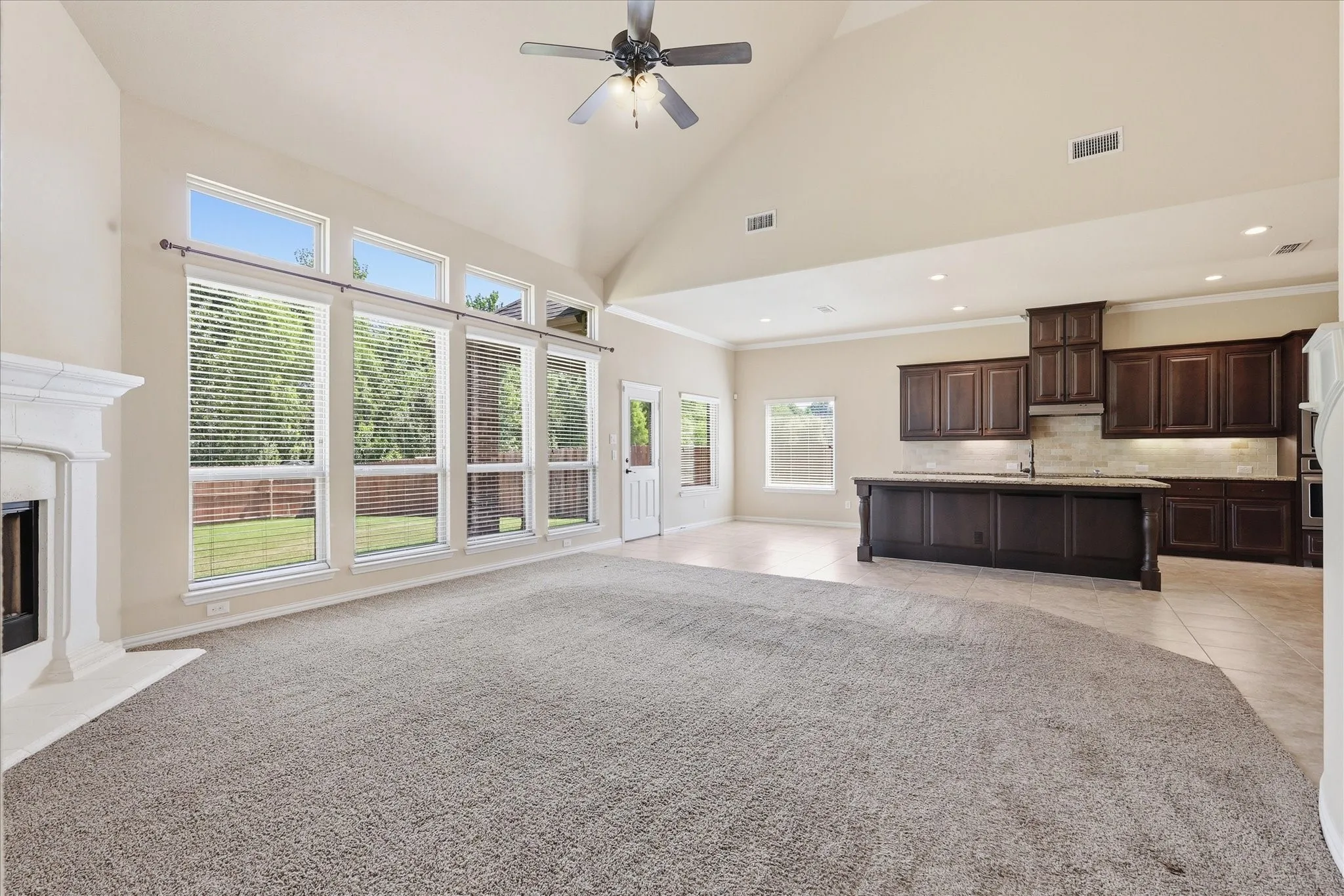 Single Family Residence For Sale in Ellis County , 405 Double Creek Drive, Midlothian, Texas 76065, 4 Bedroom, 3 Bathroom, 3 Garage spaces, 3,293 Sqft, built in 2017, mls#21314920, Real Estate Agent in Midlothian, Homes For Sale in Ellis county, Homes For Sale in Midlothian, Realtor in Midlothian Texas, Real Estate Brokerage Independent Realty Texas, Luminita Cordes Realtor