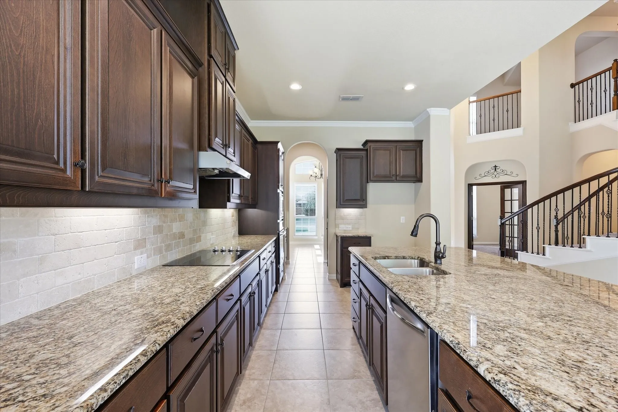 Single Family Residence For Sale in Ellis County , 405 Double Creek Drive, Midlothian, Texas 76065, 4 Bedroom, 3 Bathroom, 3 Garage spaces, 3,293 Sqft, built in 2017, mls#21314920, Real Estate Agent in Midlothian, Homes For Sale in Ellis county, Homes For Sale in Midlothian, Realtor in Midlothian Texas, Real Estate Brokerage Independent Realty Texas, Luminita Cordes Realtor