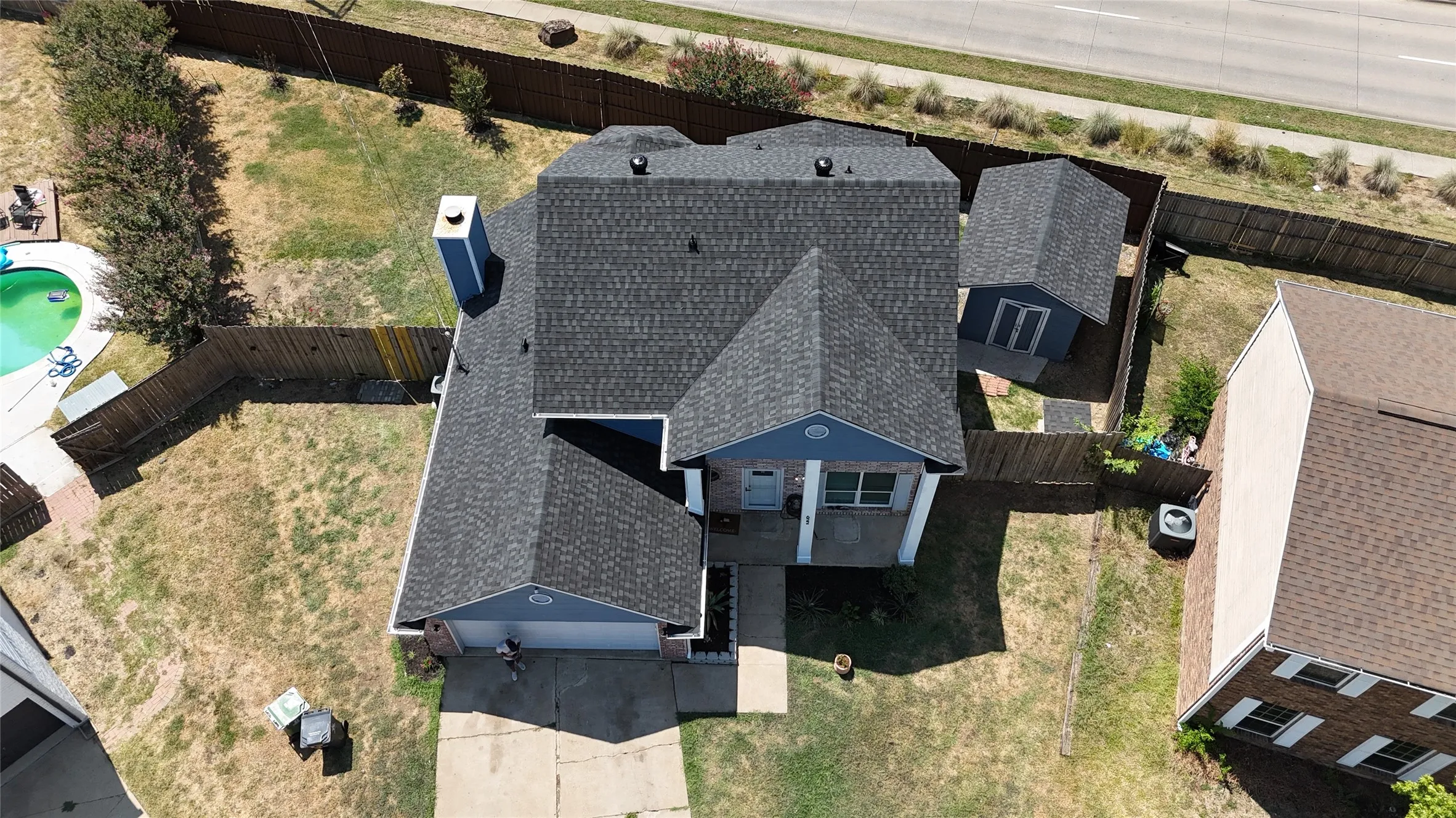 Single Family Residence For Sale in Tarrant County , 622 Mission Hills Drive, Arlington, Texas 76018, 3 Bedroom, 3 Bathroom, 2 Garage spaces, 1,564 Sqft, built in 1989, mls#21324616, Real Estate Agent in Arlington, Homes For Sale in Tarrant county, Homes For Sale in Arlington, Realtor in Arlington Texas, Real Estate Brokerage Independent Realty Texas, Luminita Cordes Realtor
