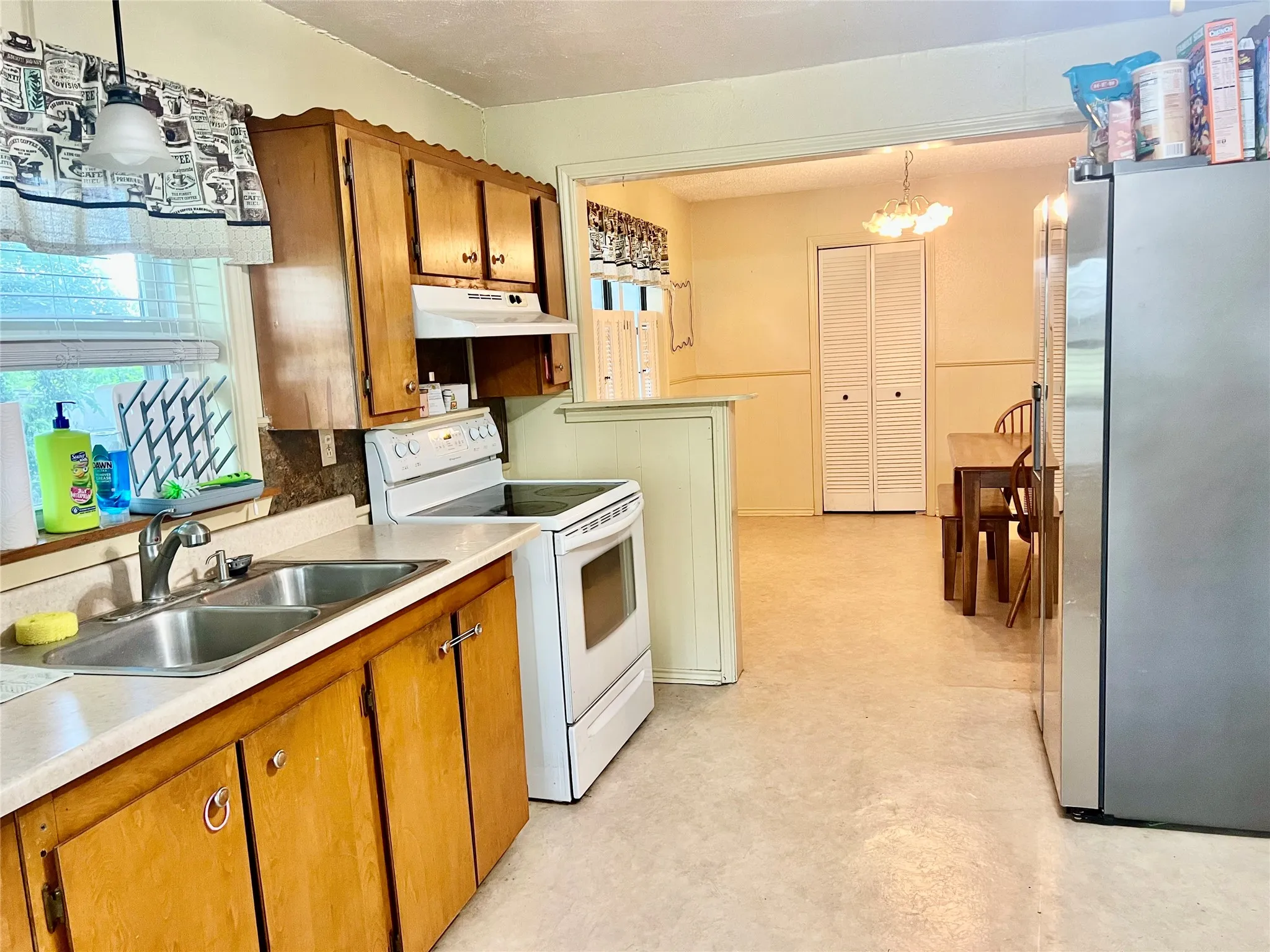 Single Family Residence For Sale in Erath County , 169 Glenn Street, Bluff Dale, Texas 76433, 2 Bedrooms, 2 Bathrooms, Garage spaces, 1,428 Sqft, built in 1940, Price $287,000, mls#21324196, Real Estate Agent in Bluff Dale, Homes For Sale in Erath county, Homes For Sale in Bluff Dale, Realtor in Bluff Dale Texas, Real Estate Brokerage Independent Realty Texas, Luminita Cordes Realtor