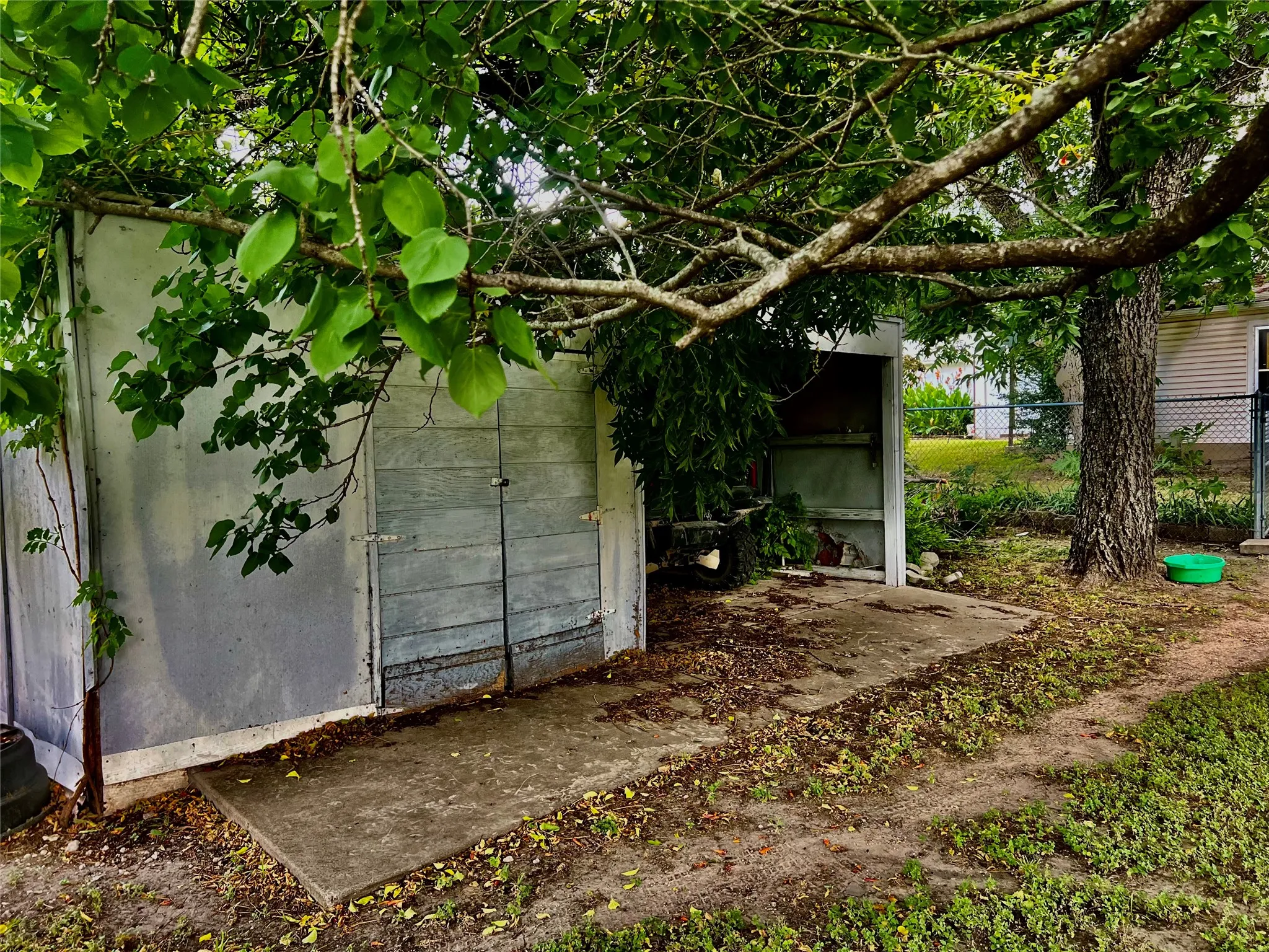 Single Family Residence For Sale in Erath County , 169 Glenn Street, Bluff Dale, Texas 76433, 2 Bedrooms, 2 Bathrooms, Garage spaces, 1,428 Sqft, built in 1940, Price $287,000, mls#21324196, Real Estate Agent in Bluff Dale, Homes For Sale in Erath county, Homes For Sale in Bluff Dale, Realtor in Bluff Dale Texas, Real Estate Brokerage Independent Realty Texas, Luminita Cordes Realtor