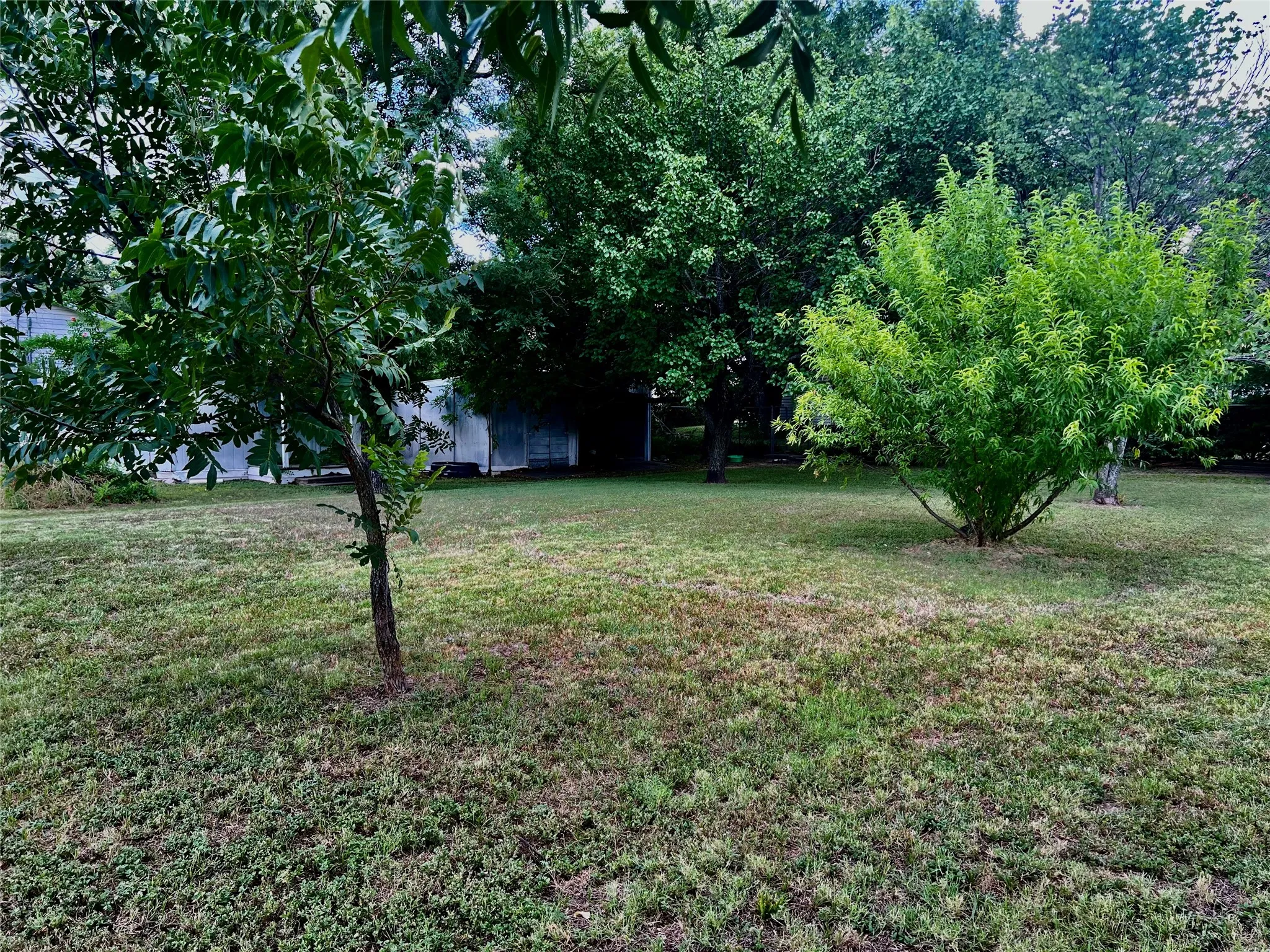 Single Family Residence For Sale in Erath County , 169 Glenn Street, Bluff Dale, Texas 76433, 2 Bedrooms, 2 Bathrooms, Garage spaces, 1,428 Sqft, built in 1940, Price $287,000, mls#21324196, Real Estate Agent in Bluff Dale, Homes For Sale in Erath county, Homes For Sale in Bluff Dale, Realtor in Bluff Dale Texas, Real Estate Brokerage Independent Realty Texas, Luminita Cordes Realtor