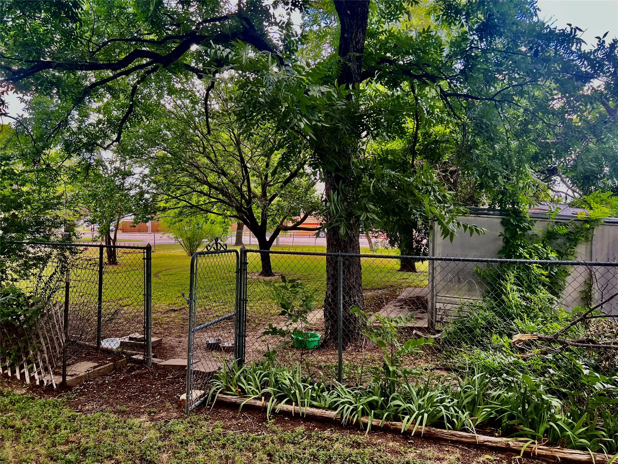 Single Family Residence For Sale in Erath County , 169 Glenn Street, Bluff Dale, Texas 76433, 2 Bedrooms, 2 Bathrooms, Garage spaces, 1,428 Sqft, built in 1940, Price $287,000, mls#21324196, Real Estate Agent in Bluff Dale, Homes For Sale in Erath county, Homes For Sale in Bluff Dale, Realtor in Bluff Dale Texas, Real Estate Brokerage Independent Realty Texas, Luminita Cordes Realtor