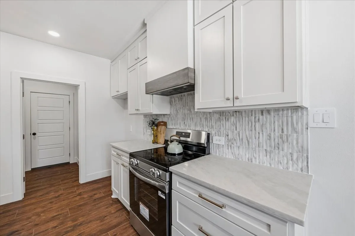 Single Family Residence For Sale in Johnson County , 1104 Boone Street, Cleburne, Texas 76031, 3 Bedroom, 2 Bathroom, 2 Garage spaces, 1,492 Sqft, built in 2026, mls#21324587, Real Estate Agent in Cleburne, Homes For Sale in Johnson county, Homes For Sale in Cleburne, Realtor in Cleburne Texas, Real Estate Brokerage Independent Realty Texas, Luminita Cordes Realtor