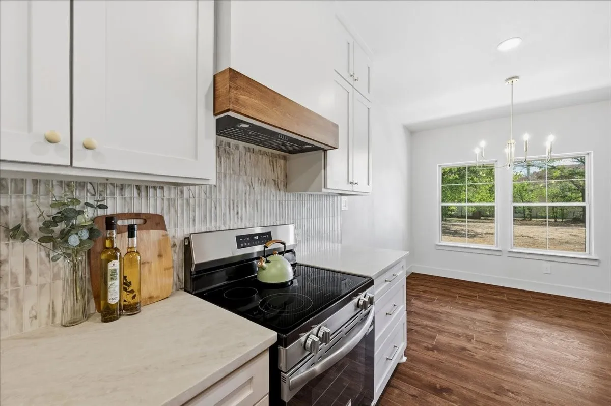 Single Family Residence For Sale in Johnson County , 1104 Boone Street, Cleburne, Texas 76031, 3 Bedroom, 2 Bathroom, 2 Garage spaces, 1,492 Sqft, built in 2026, mls#21324587, Real Estate Agent in Cleburne, Homes For Sale in Johnson county, Homes For Sale in Cleburne, Realtor in Cleburne Texas, Real Estate Brokerage Independent Realty Texas, Luminita Cordes Realtor