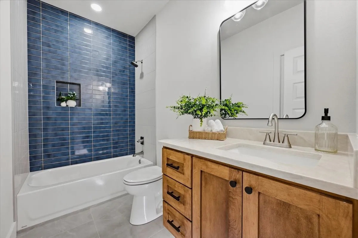 Single Family Residence For Sale in Johnson County , 1104 Boone Street, Cleburne, Texas 76031, 3 Bedroom, 2 Bathroom, 2 Garage spaces, 1,492 Sqft, built in 2026, mls#21324587, Real Estate Agent in Cleburne, Homes For Sale in Johnson county, Homes For Sale in Cleburne, Realtor in Cleburne Texas, Real Estate Brokerage Independent Realty Texas, Luminita Cordes Realtor