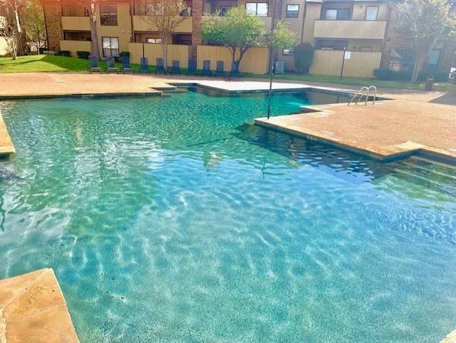 Condominium For Rent in Tarrant County , 1204 Calico Lane 721, Arlington, Texas 76011, 2 Bedroom, 1 Bathroom, Garage spaces, 963 Sqft, built in 1981, mls#21324638, Real Estate Agent in Arlington, Homes For Rent in Tarrant county, Homes For Rent in Arlington, Realtor in Arlington Texas, Real Estate Brokerage Independent Realty Texas, Luminita Cordes Realtor