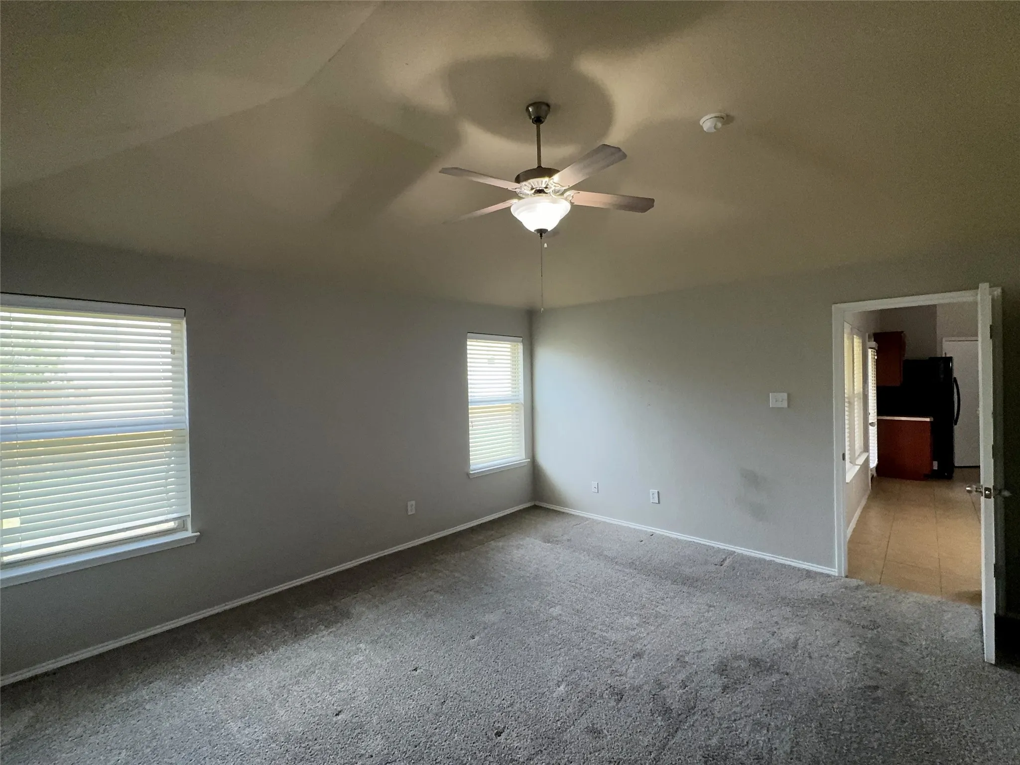 Single Family Residence For Sale in Tarrant County , 9932 Mount Pheasant Road, Fort Worth, Texas 76108, 4 Bedroom, 2 Bathroom, 2 Garage spaces, 1,866 Sqft, built in 2009, mls#21321878, Real Estate Agent in Fort Worth, Homes For Sale in Tarrant county, Homes For Sale in Fort Worth, Realtor in Fort Worth Texas, Real Estate Brokerage Independent Realty Texas, Luminita Cordes Realtor