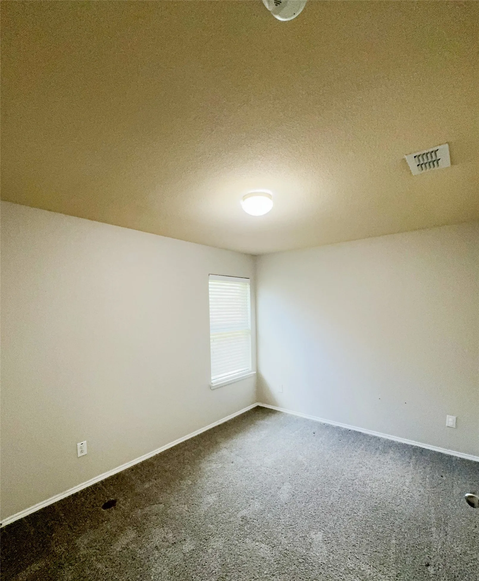 Single Family Residence For Sale in Tarrant County , 9932 Mount Pheasant Road, Fort Worth, Texas 76108, 4 Bedroom, 2 Bathroom, 2 Garage spaces, 1,866 Sqft, built in 2009, mls#21321878, Real Estate Agent in Fort Worth, Homes For Sale in Tarrant county, Homes For Sale in Fort Worth, Realtor in Fort Worth Texas, Real Estate Brokerage Independent Realty Texas, Luminita Cordes Realtor
