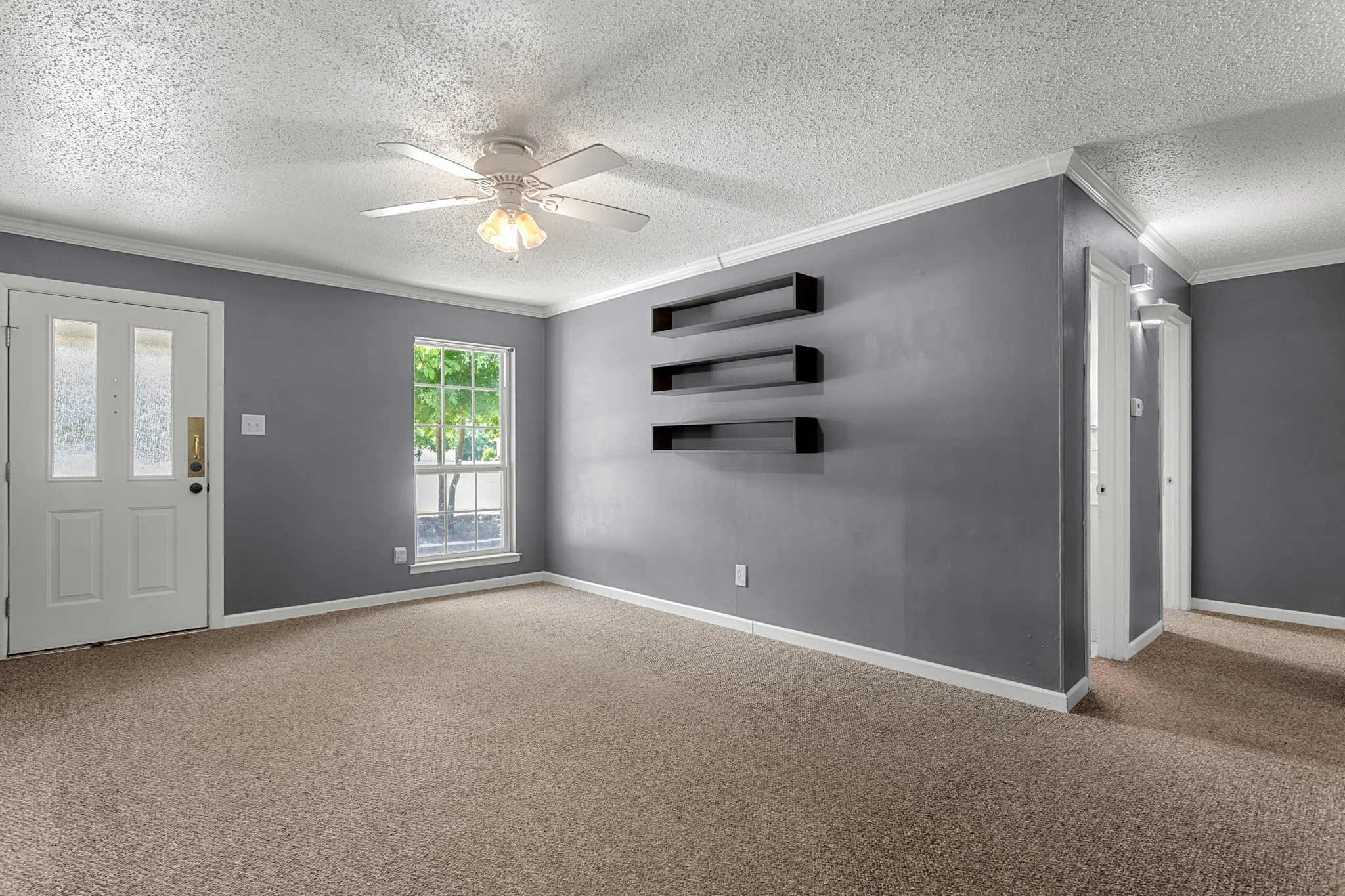 Single Family Residence For Sale in Denton County , 117 Bellaire Drive, Denton, Texas 76209, 3 Bedroom, 2 Bathroom, 2 Garage spaces, 1,164 Sqft, built in 1988, mls#21311658, Real Estate Agent in Denton, Homes For Sale in Denton county, Homes For Sale in Denton, Realtor in Denton Texas, Real Estate Brokerage Independent Realty Texas, Luminita Cordes Realtor