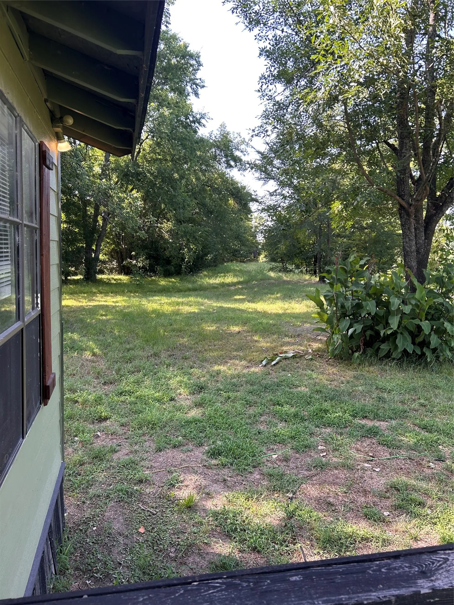 Single Family Residence For Sale in Van Zandt County , 130 CR 3821, Wills Point, Texas 75169, 2 Bedroom, 2 Bathroom, Garage spaces, 1,152 Sqft, built in 1993, mls#21324650, Real Estate Agent in Wills Point, Homes For Sale in Van Zandt county, Homes For Sale in Wills Point, Realtor in Wills Point Texas, Real Estate Brokerage Independent Realty Texas, Luminita Cordes Realtor