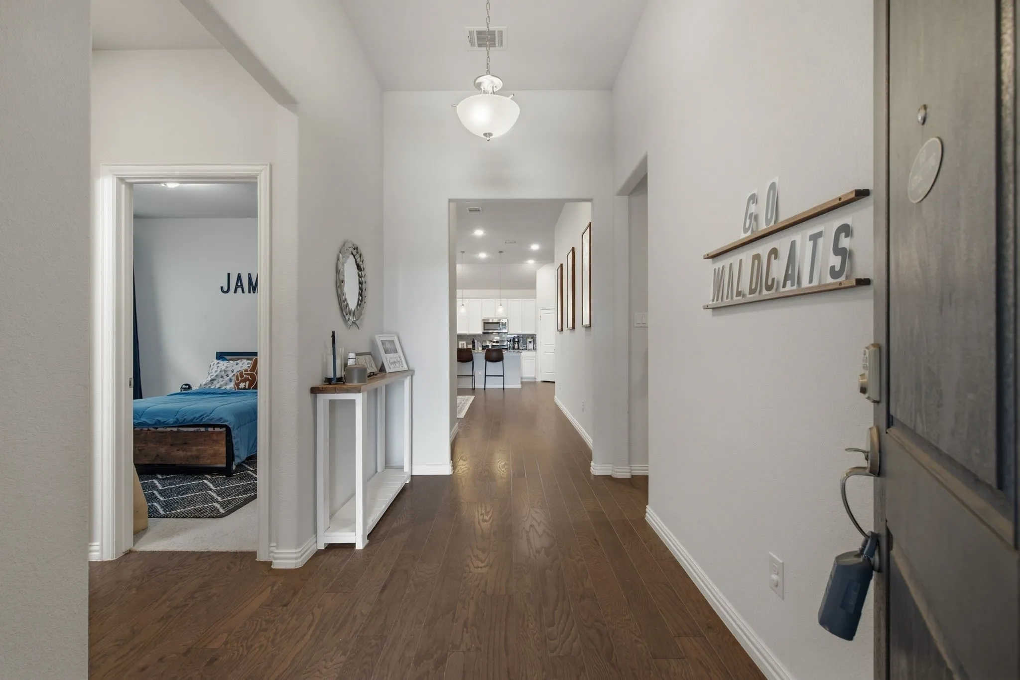 Single Family Residence For Rent in Collin County , 716 Monarch Lane, Celina, Texas 75009, 4 Bedroom, 2 Bathroom, 2 Garage spaces, 1,840 Sqft, built in 2018, mls#21324430, Real Estate Agent in Celina, Homes For Rent in Collin county, Homes For Rent in Celina, Realtor in Celina Texas, Real Estate Brokerage Independent Realty Texas, Luminita Cordes Realtor