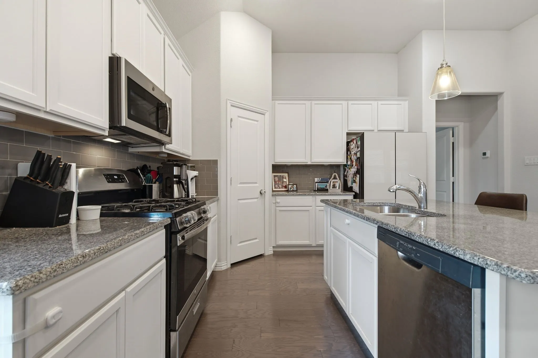 Single Family Residence For Rent in Collin County , 716 Monarch Lane, Celina, Texas 75009, 4 Bedroom, 2 Bathroom, 2 Garage spaces, 1,840 Sqft, built in 2018, mls#21324430, Real Estate Agent in Celina, Homes For Rent in Collin county, Homes For Rent in Celina, Realtor in Celina Texas, Real Estate Brokerage Independent Realty Texas, Luminita Cordes Realtor