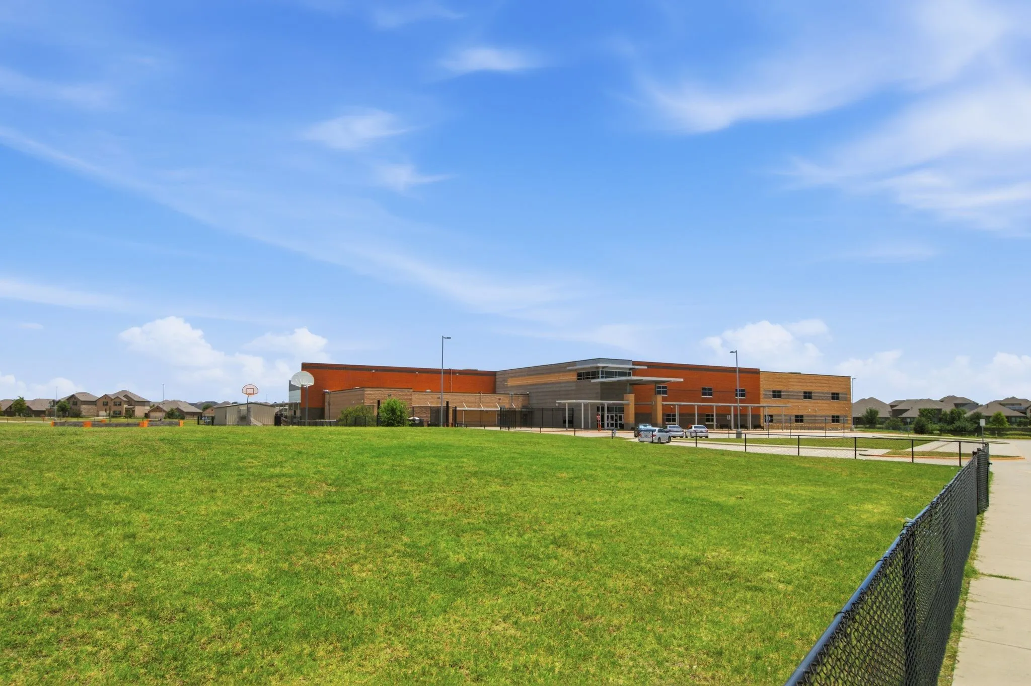 Single Family Residence For Rent in Collin County , 716 Monarch Lane, Celina, Texas 75009, 4 Bedroom, 2 Bathroom, 2 Garage spaces, 1,840 Sqft, built in 2018, mls#21324430, Real Estate Agent in Celina, Homes For Rent in Collin county, Homes For Rent in Celina, Realtor in Celina Texas, Real Estate Brokerage Independent Realty Texas, Luminita Cordes Realtor