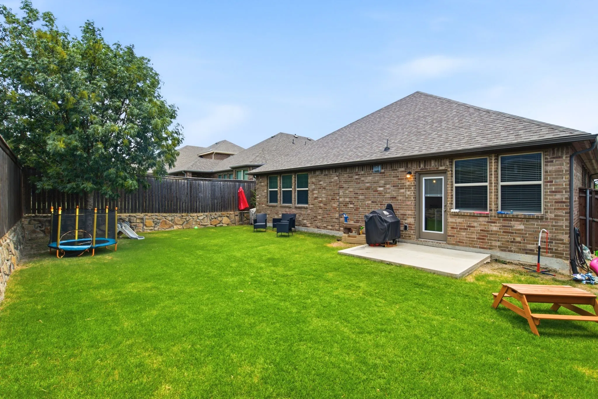 Single Family Residence For Rent in Collin County , 716 Monarch Lane, Celina, Texas 75009, 4 Bedroom, 2 Bathroom, 2 Garage spaces, 1,840 Sqft, built in 2018, mls#21324430, Real Estate Agent in Celina, Homes For Rent in Collin county, Homes For Rent in Celina, Realtor in Celina Texas, Real Estate Brokerage Independent Realty Texas, Luminita Cordes Realtor