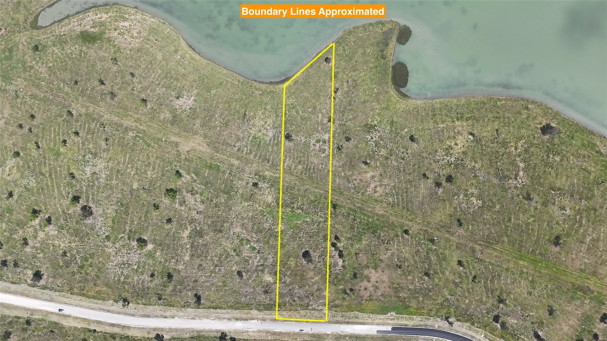 Imagine your custom home overlooking peaceful water in this premier Richland Chambers Lake community.