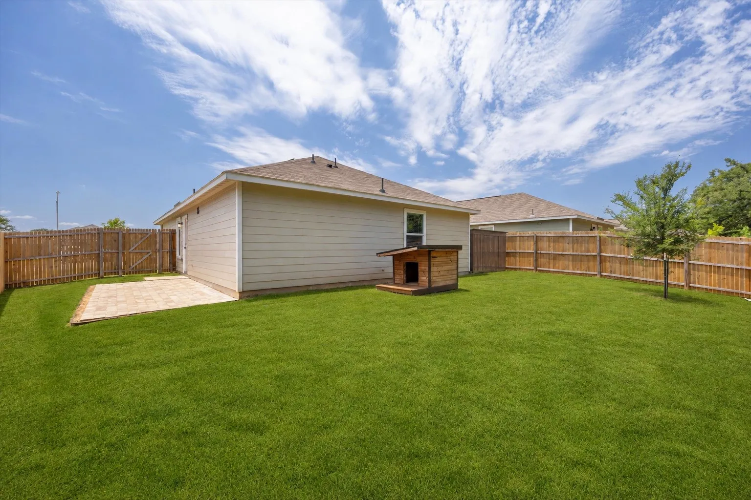 Single Family Residence For Sale in Dallas County , 1803 Temper Lane, Dallas, Texas 75253, 3 Bedroom, 2 Bathroom, 2 Garage spaces, 1,286 Sqft, built in 2024, mls#21324493, Real Estate Agent in Dallas, Homes For Sale in Dallas county, Homes For Sale in Dallas, Realtor in Dallas Texas, Real Estate Brokerage Independent Realty Texas, Luminita Cordes Realtor