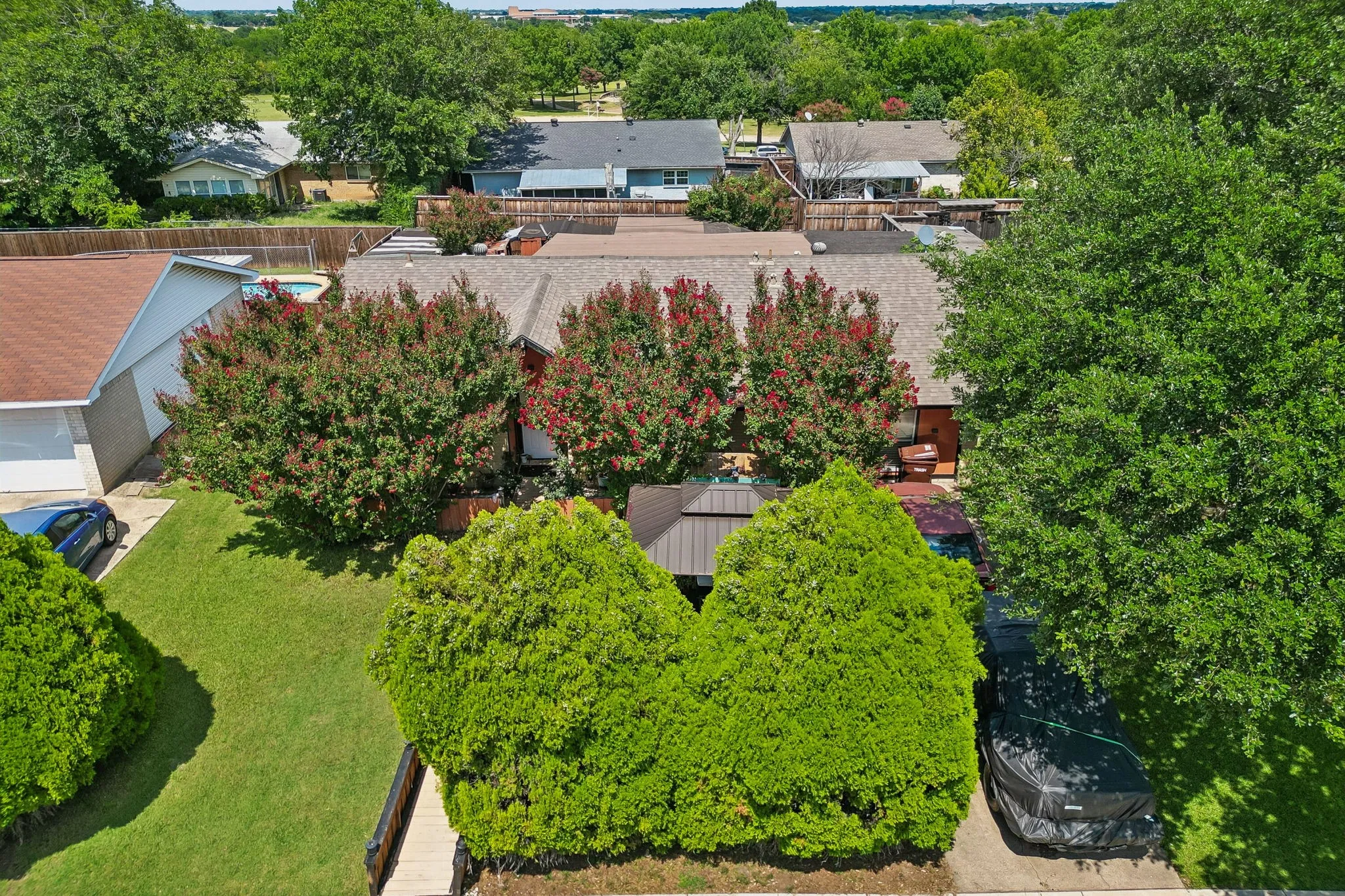 Single Family Residence For Sale in Collin County , 3352 Buckingham Lane, Plano, Texas 75074, 3 Bedroom, 2 Bathroom, Garage spaces, 1,556 Sqft, built in 1972, mls#21309293, Real Estate Agent in Plano, Homes For Sale in Collin county, Homes For Sale in Plano, Realtor in Plano Texas, Real Estate Brokerage Independent Realty Texas, Luminita Cordes Realtor