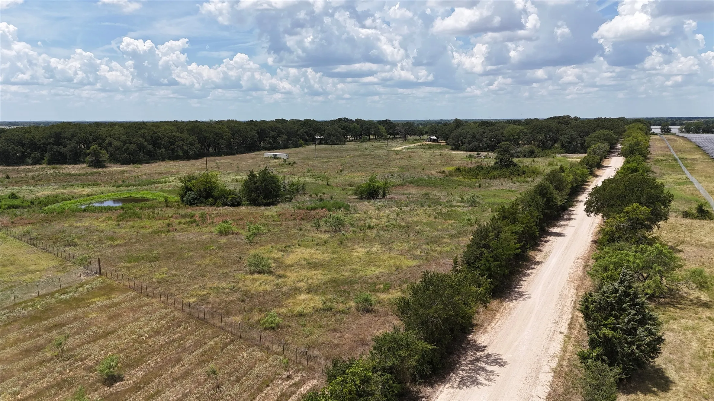 A versatile tract with space for a custom home, barndominium, manufactured home, or recreational retreat.
