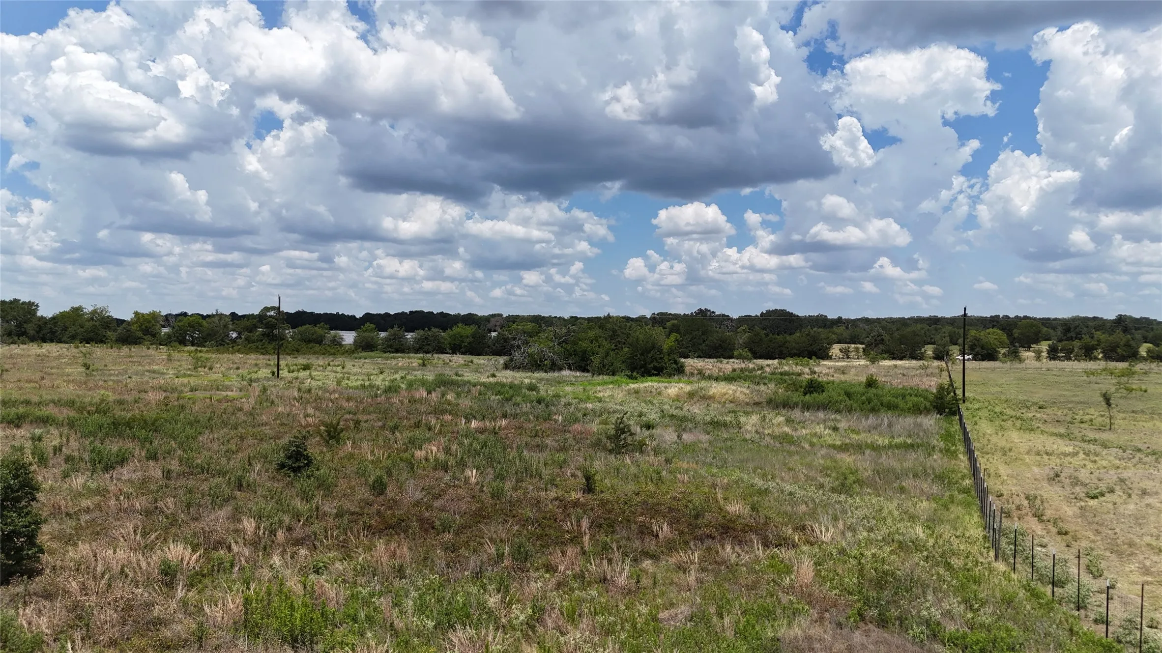A spacious tract for buyers looking to escape crowded neighborhoods without giving up nearby conveniences.
