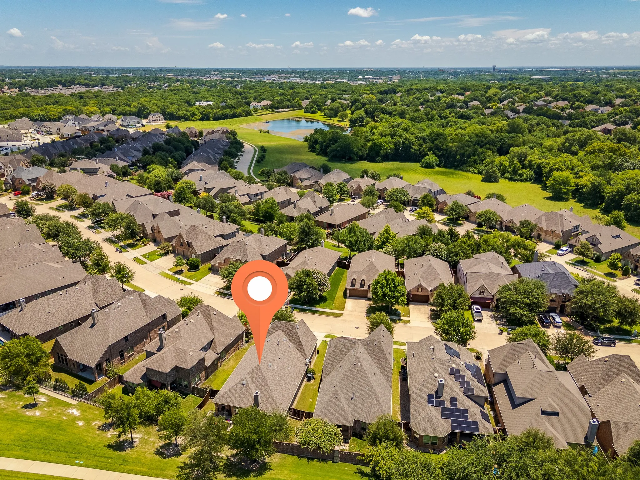 Single Family Residence For Sale in Collin County , 912 Snyder Drive, Mc Kinney, Texas 75072, 3 Bedroom, 2 Bathroom, 2 Garage spaces, 2,465 Sqft, built in 2015, mls#21322163, Real Estate Agent in Mc Kinney, Homes For Sale in Collin county, Homes For Sale in Mc Kinney, Realtor in Mc Kinney Texas, Real Estate Brokerage Independent Realty Texas, Luminita Cordes Realtor