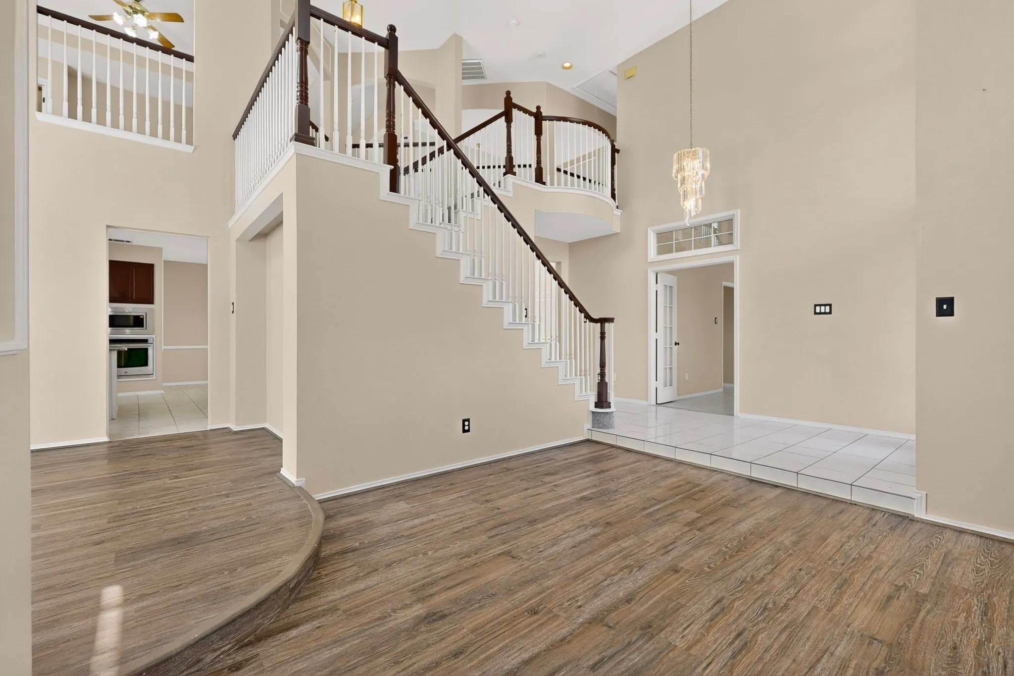 Single Family Residence For Rent in Collin County , 7217 Randall Way, Plano, Texas 75025, 5 Bedroom, 4 Bathroom, 2 Garage spaces, 3,235 Sqft, built in 1993, mls#21324392, Real Estate Agent in Plano, Homes For Rent in Collin county, Homes For Rent in Plano, Realtor in Plano Texas, Real Estate Brokerage Independent Realty Texas, Luminita Cordes Realtor