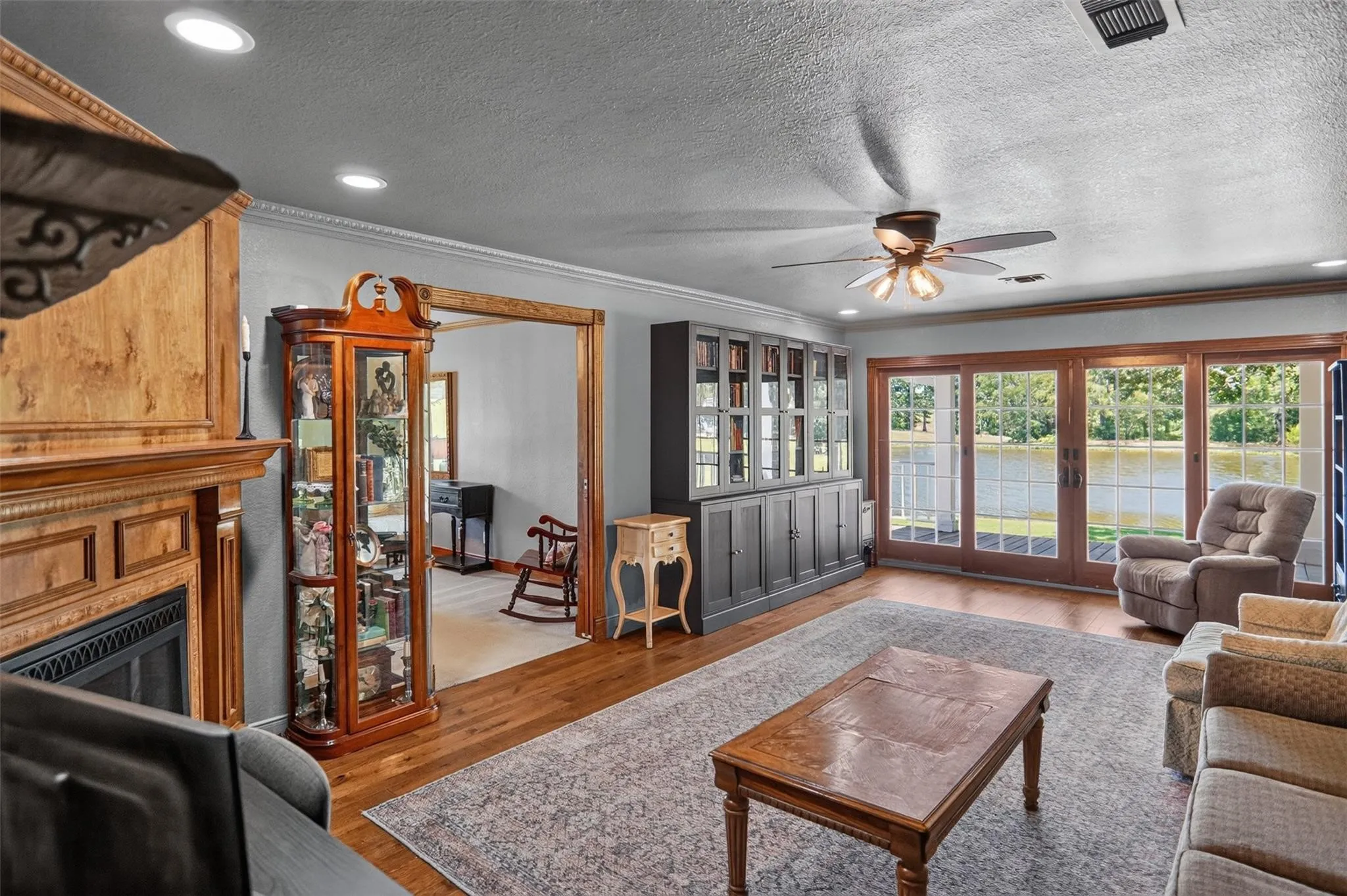 Single Family Residence For Sale in Lamar County , 7837 Farm Road 2648, Paris, Texas 75462, 5 Bedroom, 3 Bathroom, 3 Garage spaces, 3,393 Sqft, built in 1982, mls#21322809, Real Estate Agent in Paris, Homes For Sale in Lamar county, Homes For Sale in Paris, Realtor in Paris Texas, Real Estate Brokerage Independent Realty Texas, Luminita Cordes Realtor